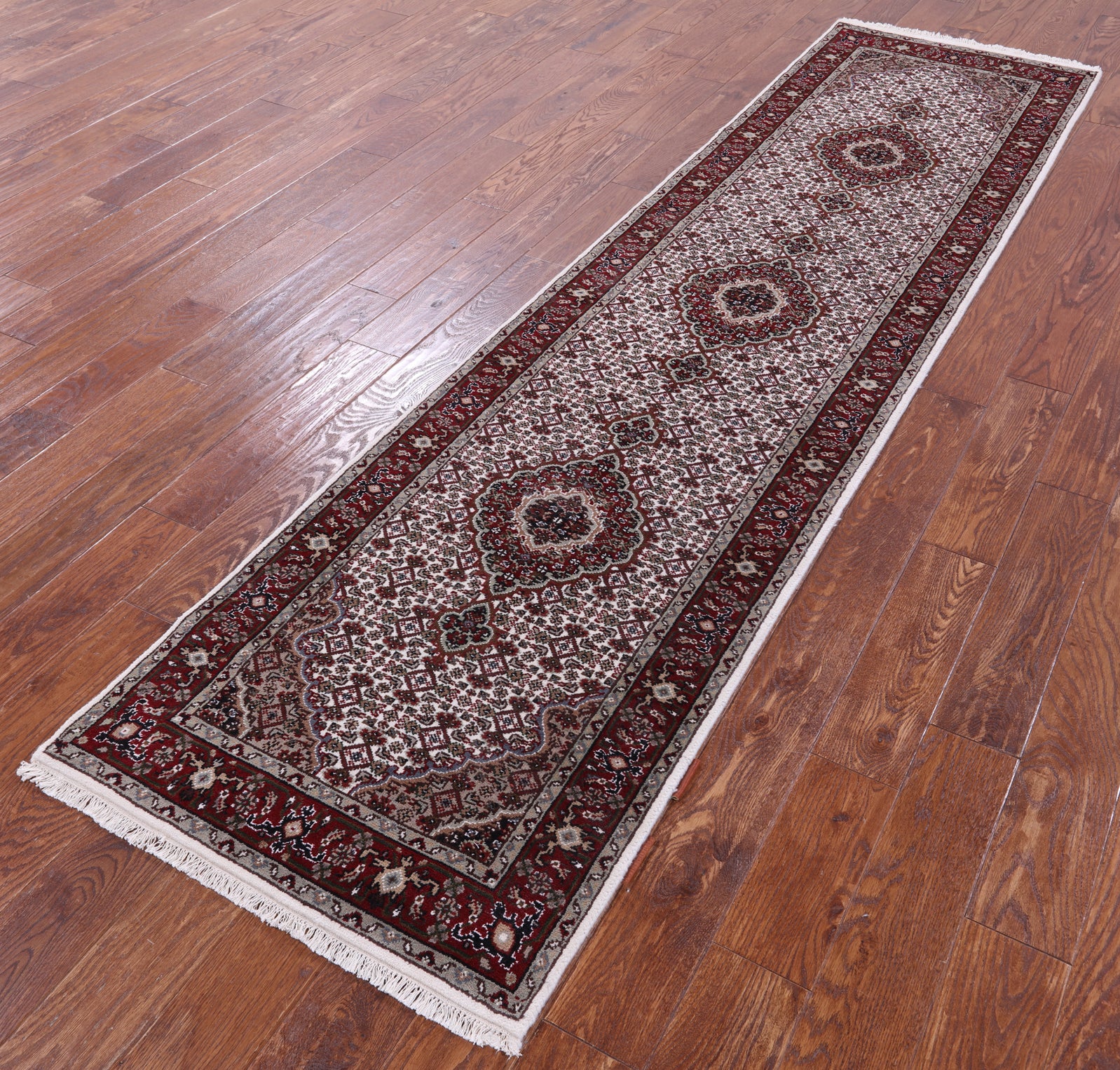 Ivory Bijar Hand Knotted Wool & Silk Runner Rug - 2' 7" X 10' 3" - Golden Nile