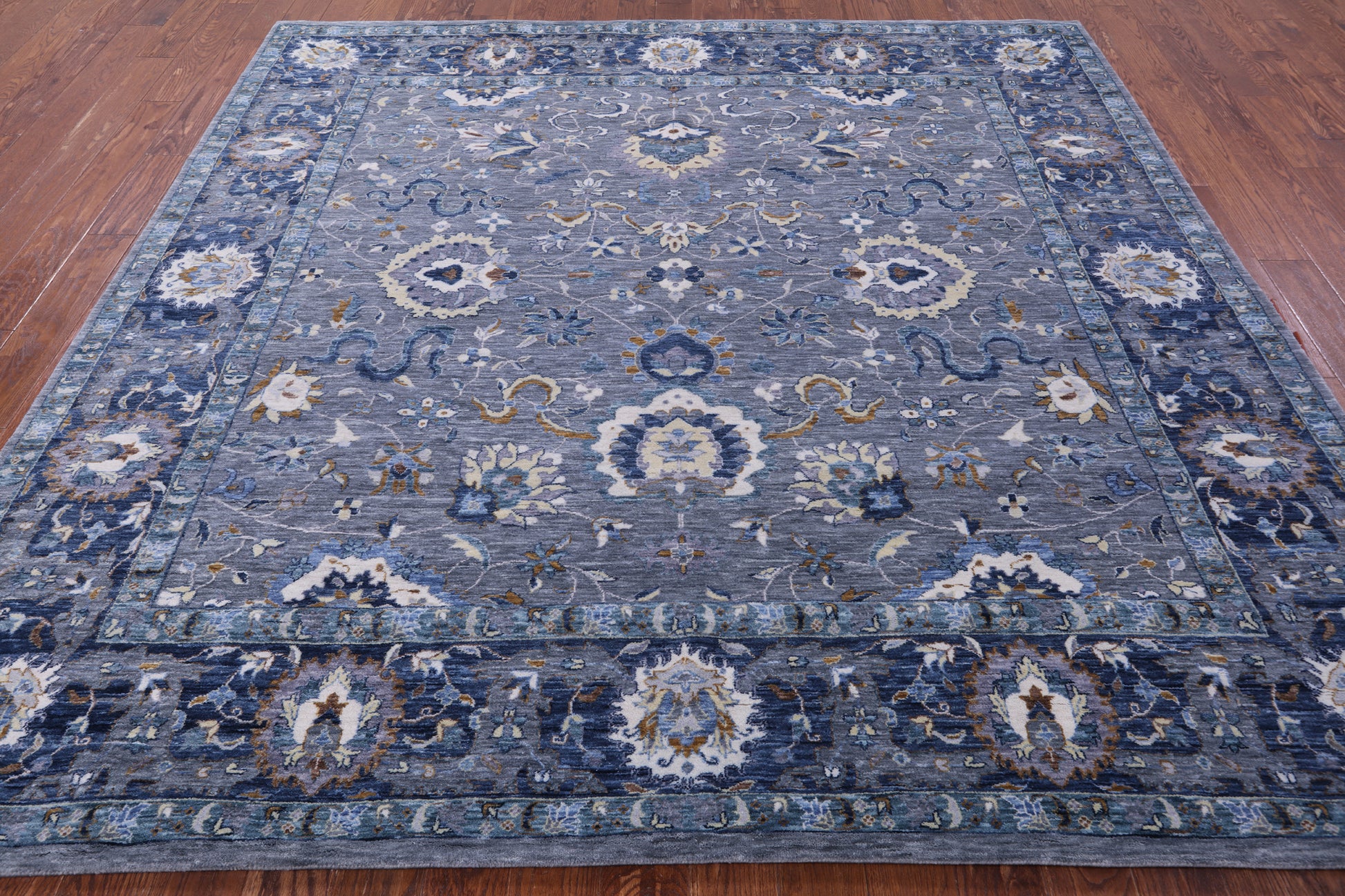 Grey Square Persian Handmade Wool Rug - 9' 0" X 9' 0" - Golden Nile
