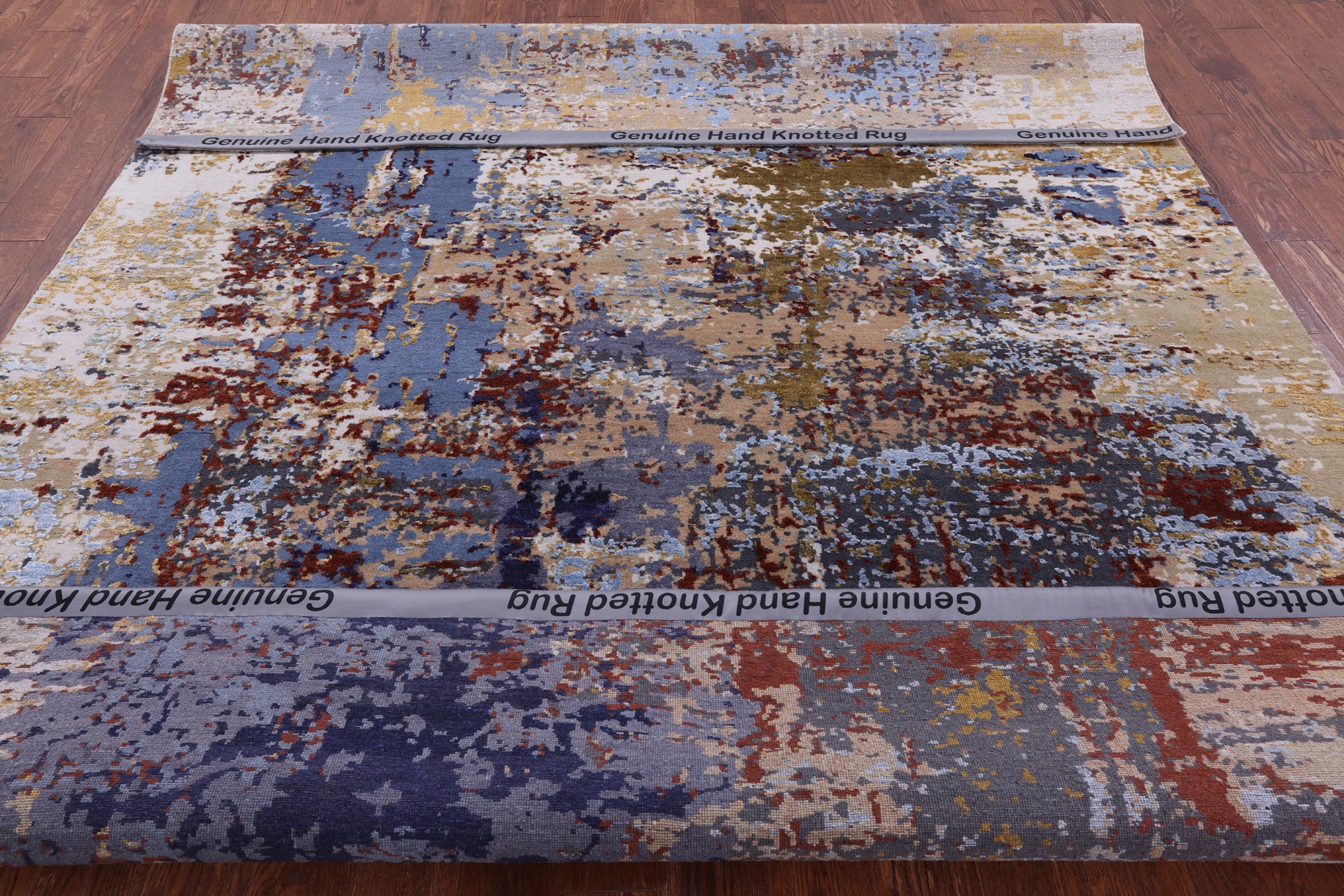 Modern Hand Knotted Wool & Silk Rug - 8' 0" X 10' 2" - Golden Nile