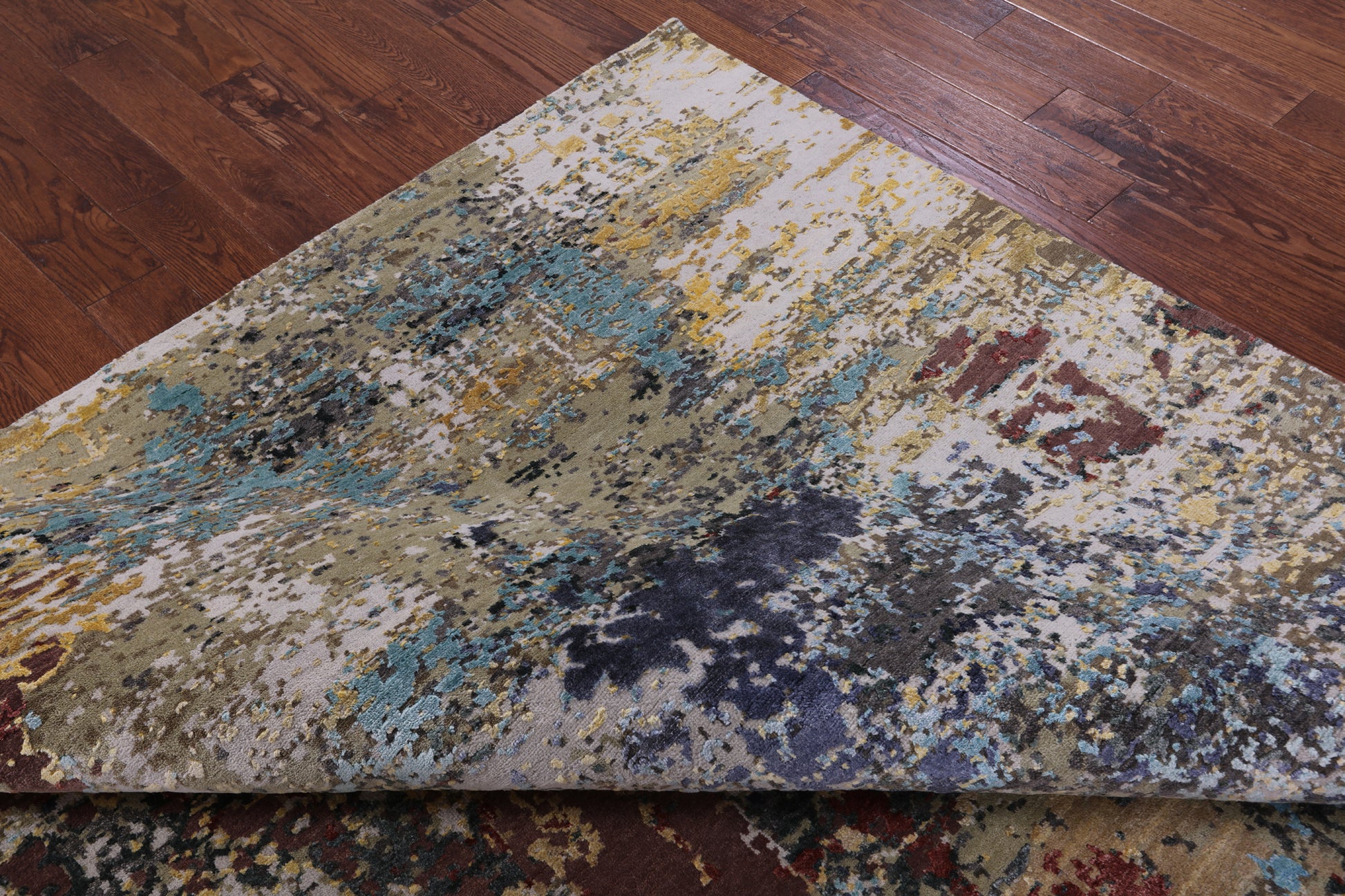 Abstract Modern Hand Knotted Wool & Silk Rug - 7' 11" X 10' 0" - Golden Nile