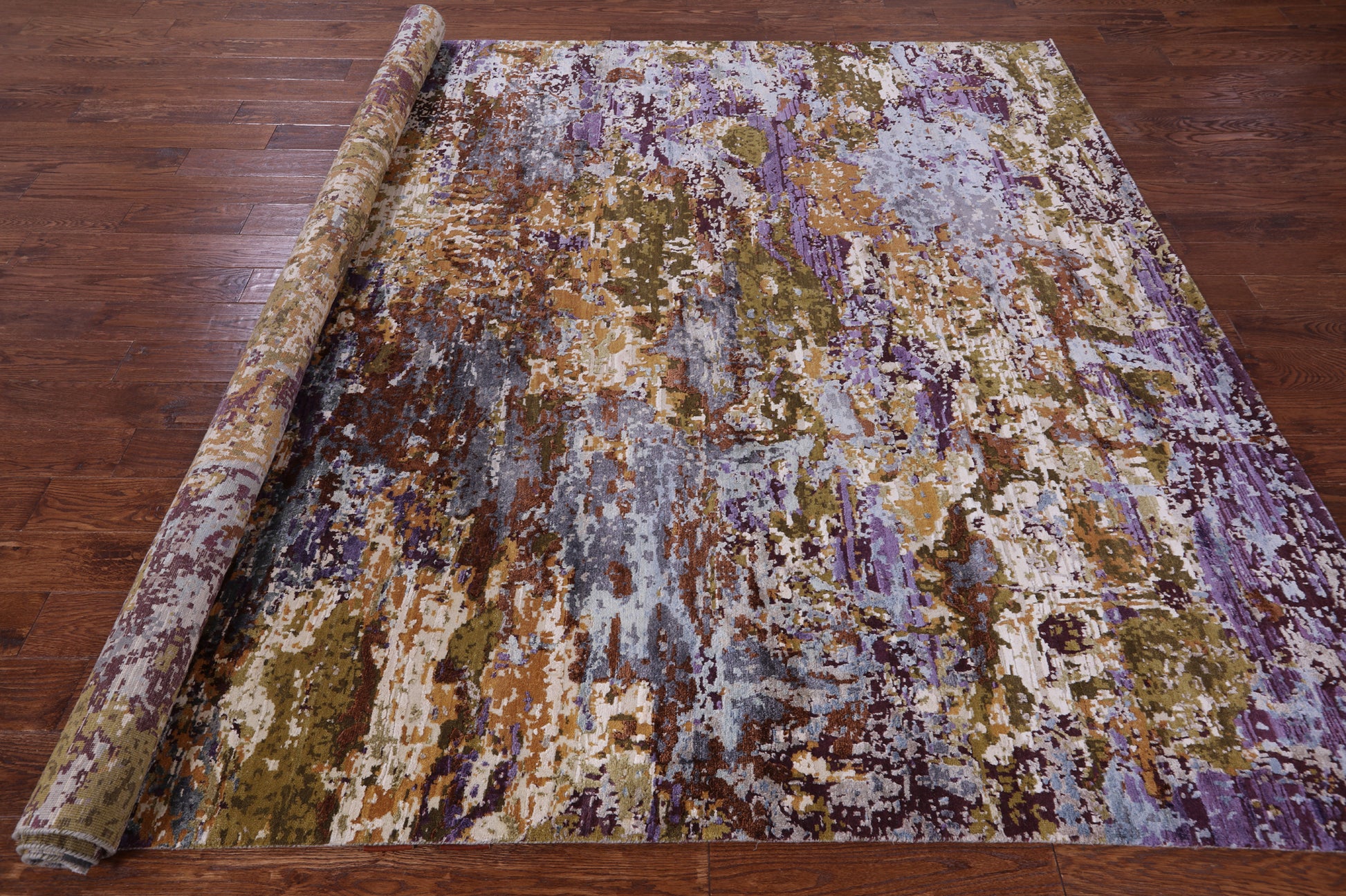 Contemporary Hand Knotted Wool & Silk Rug - 8' 1" X 9' 11" - Golden Nile