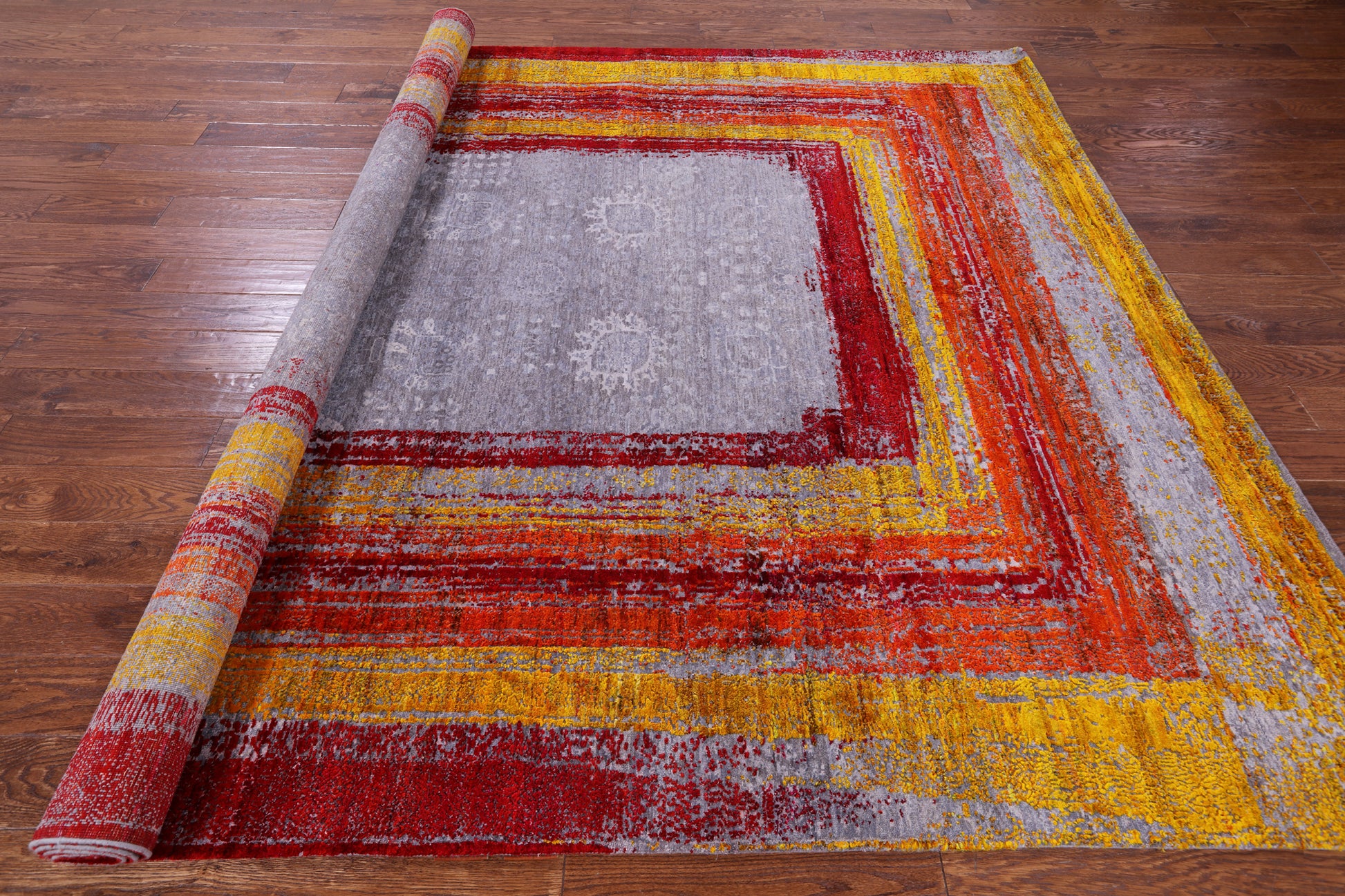 Contemporary Handmade Wool & Silk Rug - 8' 1" X 10' 0" - Golden Nile