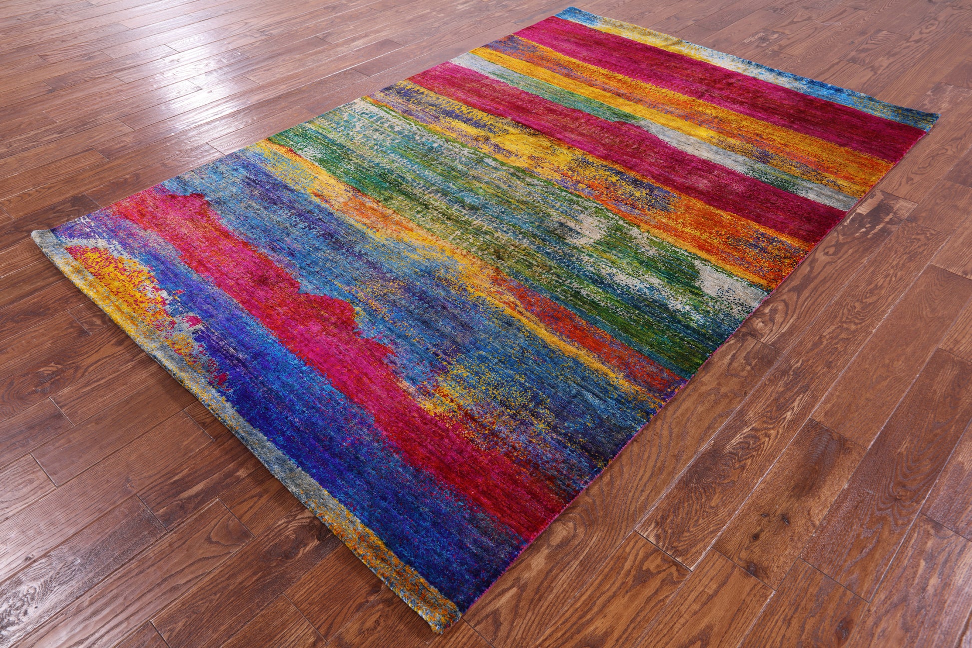 Abstract Modern Hand Knotted 100% Silk Rug - 5' 5" X 8' 2" - Golden Nile