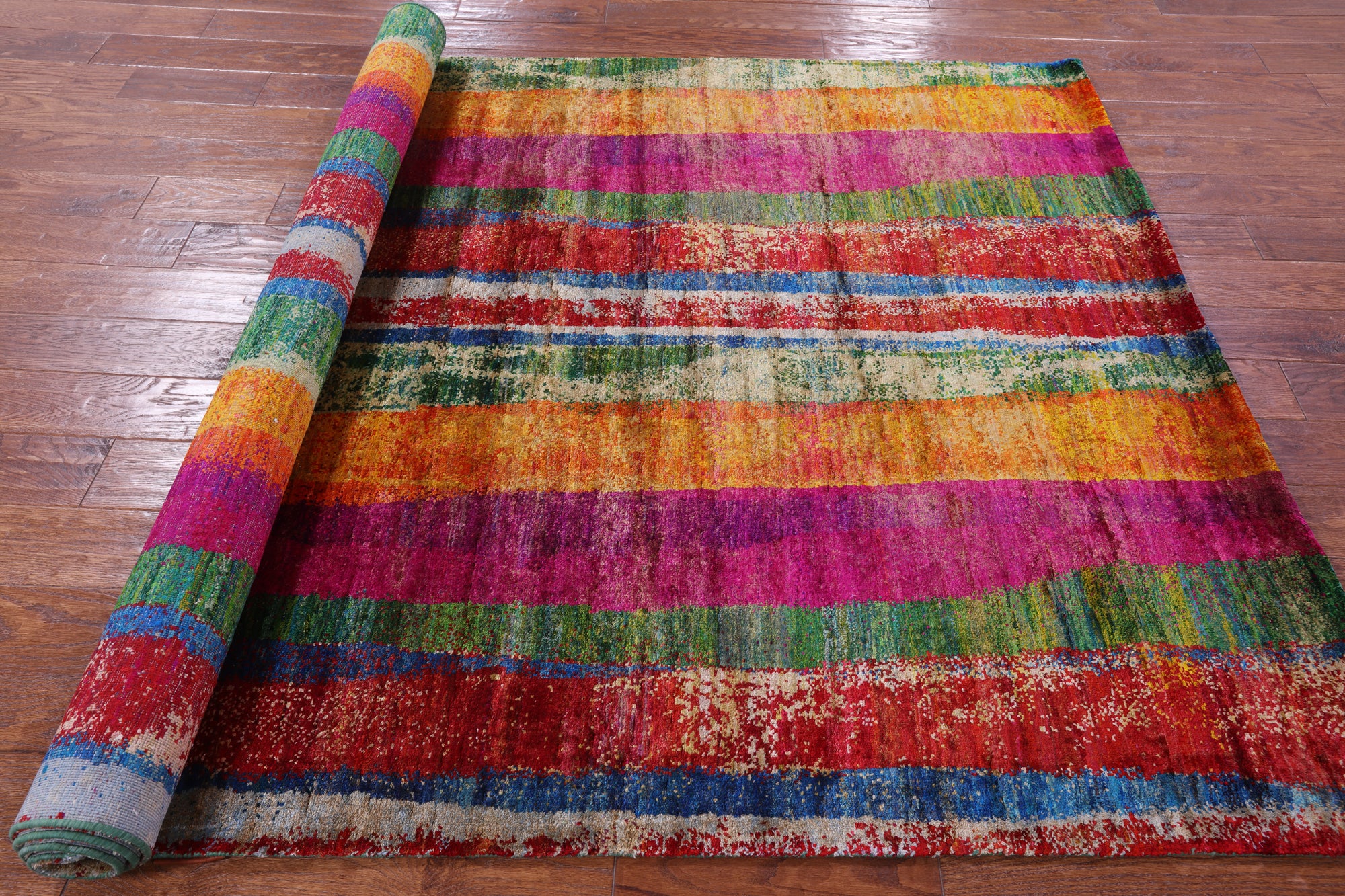 Abstract Contemporary Hand Knotted 100% Silk Rug - 5' 6" X 8' 3" - Golden Nile