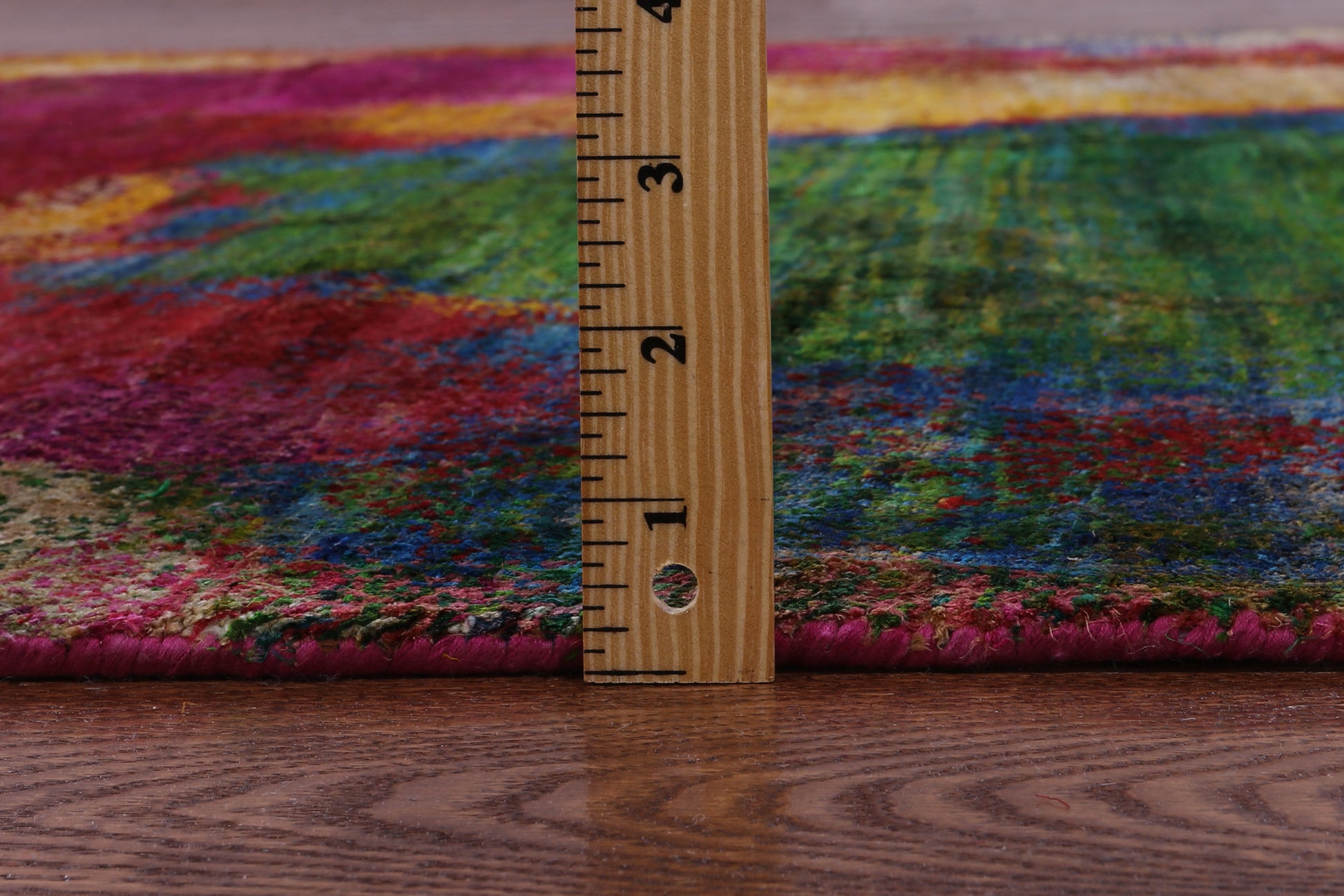 Abstract Modern Hand Knotted 100% Silk Rug - 5' 5" X 8' 2" - Golden Nile