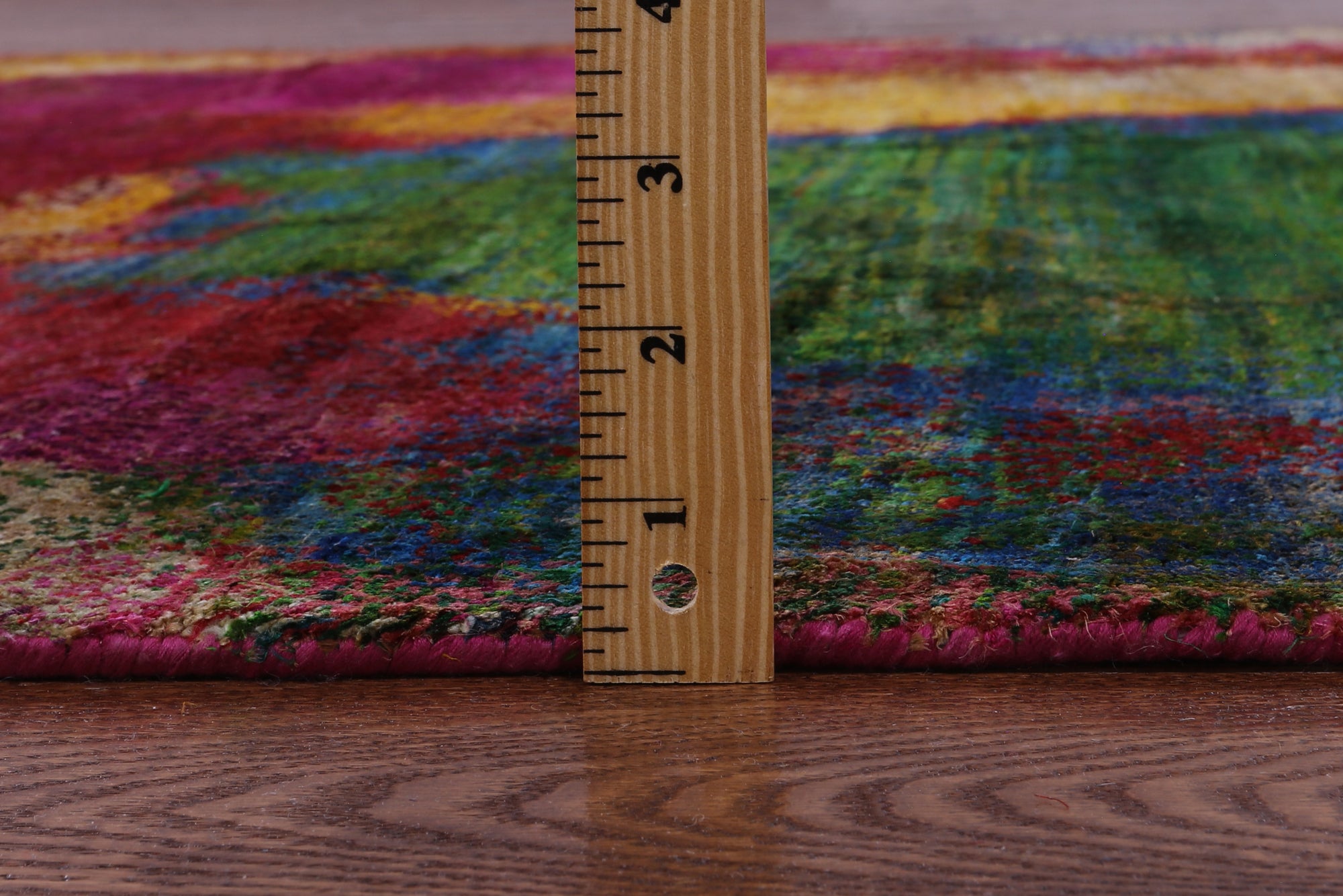 Abstract Modern Hand Knotted 100% Silk Rug - 5' 5" X 8' 2" - Golden Nile