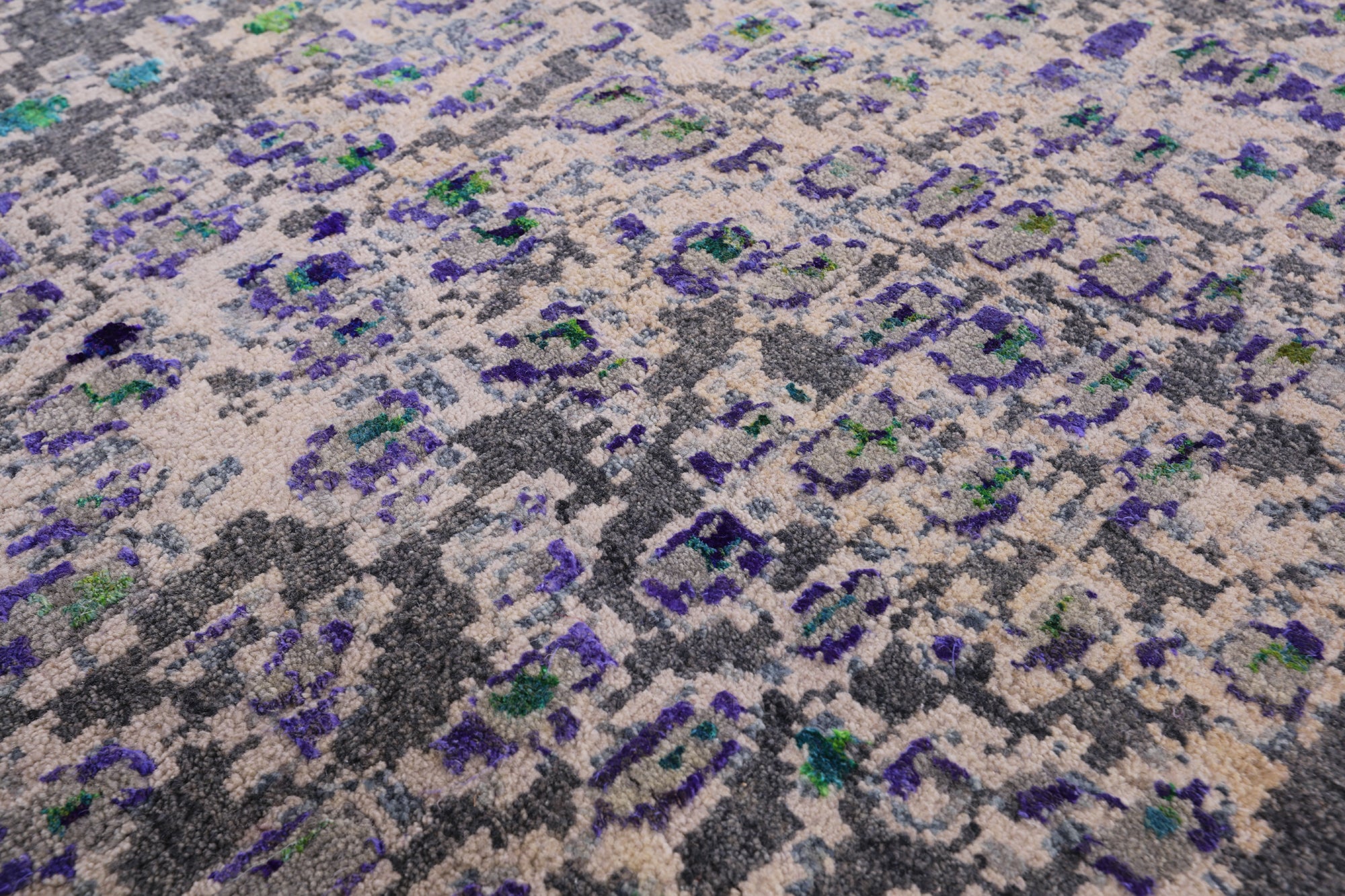 Abstract Contemporary Hand Knotted Wool & Silk Rug - 9' 11" X 14' 2" - Golden Nile