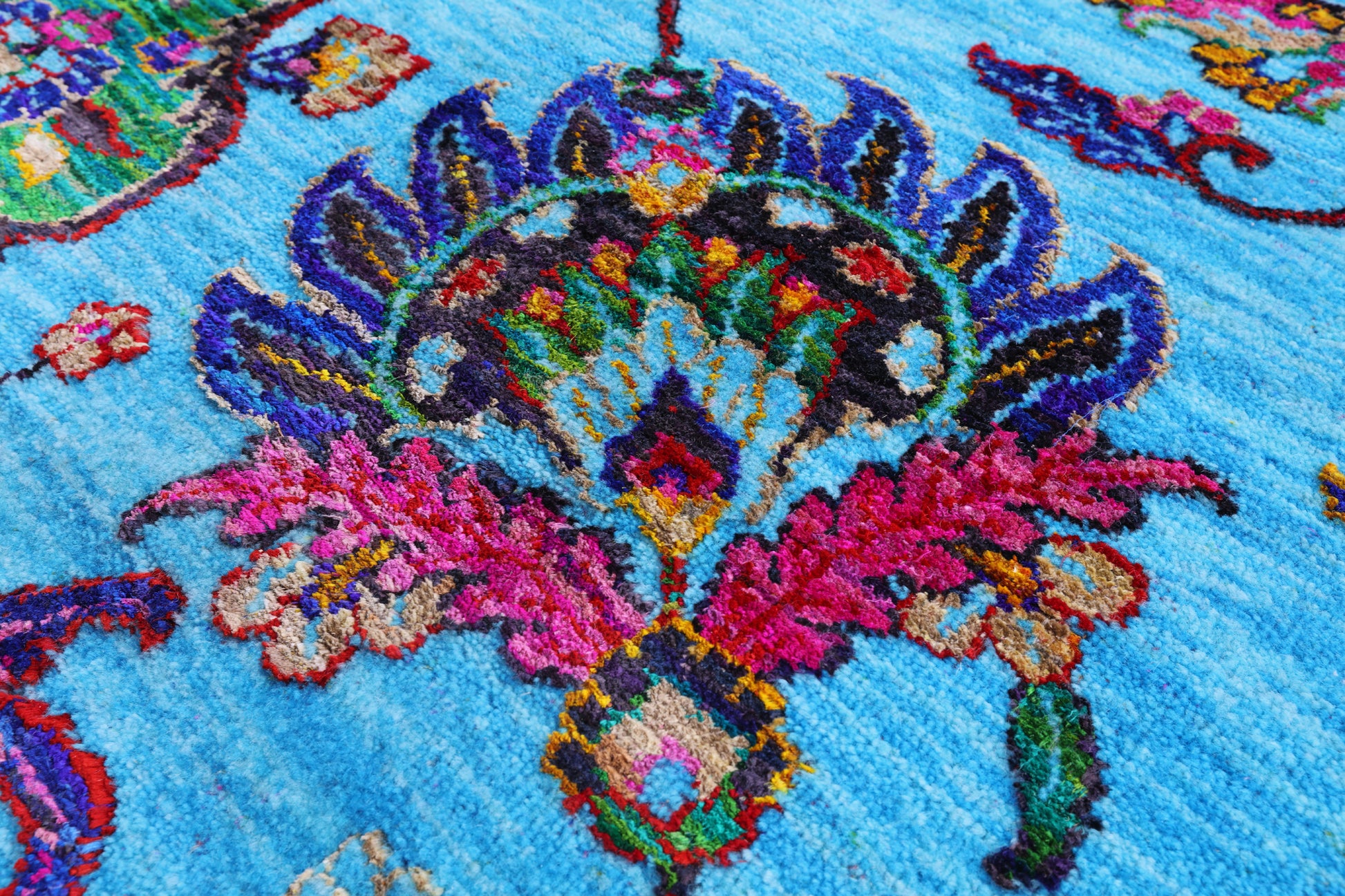 Blue Persian Hand Knotted Wool & Silk Rug - 6' 2" X 9' 1" - Golden Nile