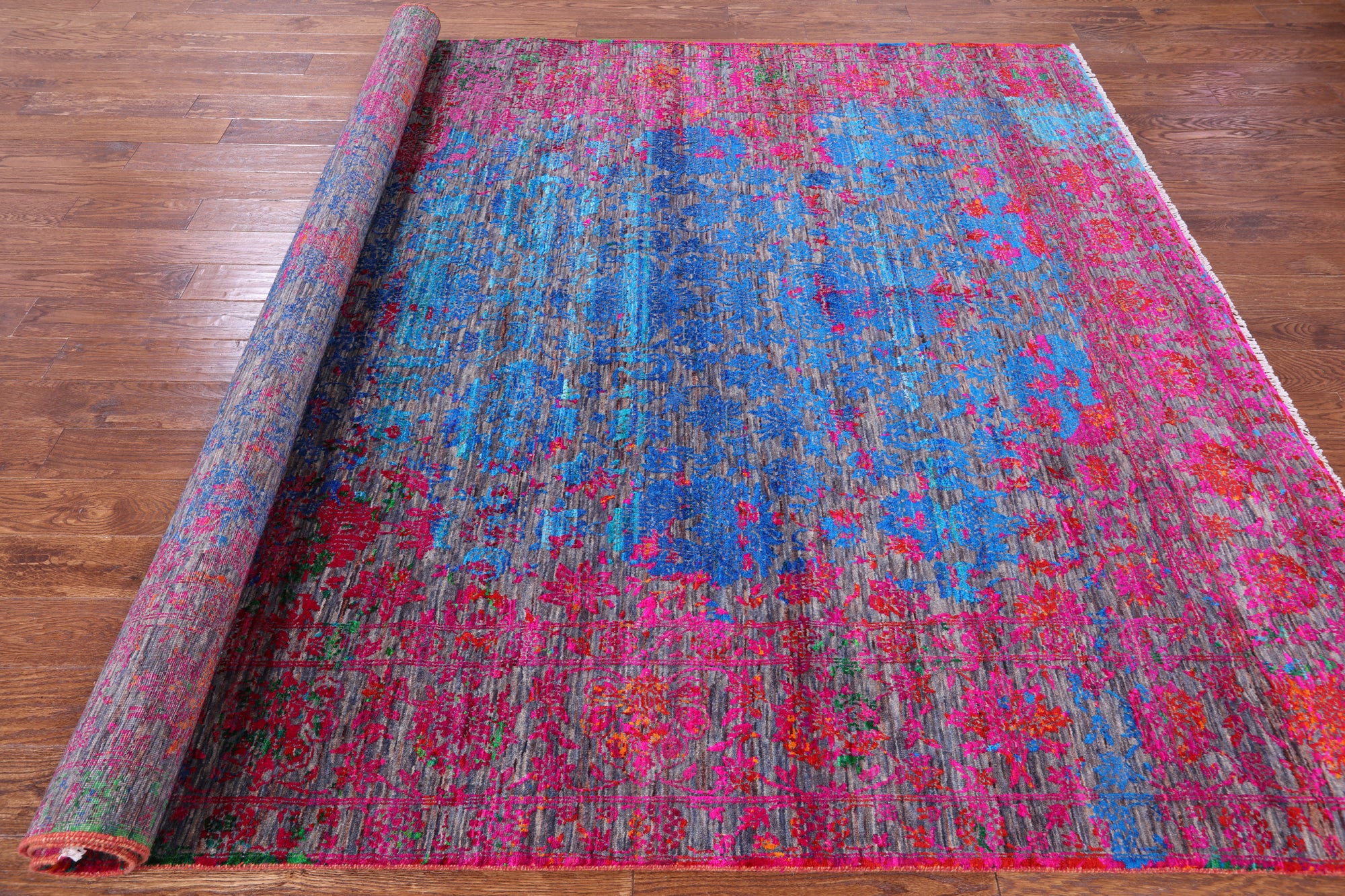 Persian Hand Knotted Wool & Silk Rug - 8' 0" X 10' 3" - Golden Nile