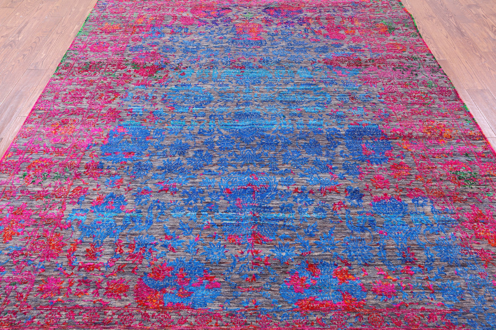 Persian Hand Knotted Wool & Silk Rug - 8' 0" X 10' 3" - Golden Nile