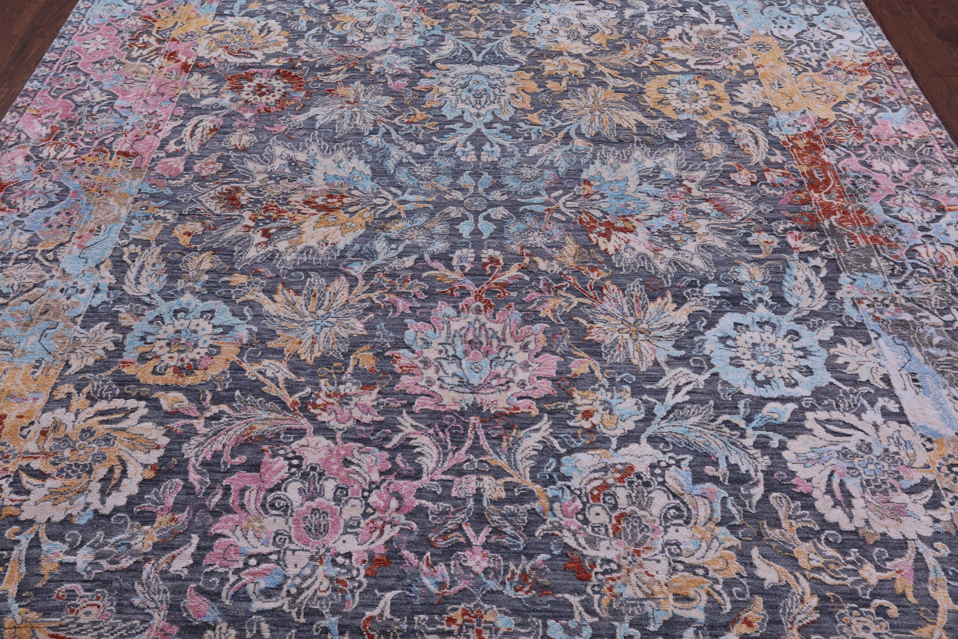 Persian Hand Knotted Wool & Silk Rug - 7' 11" X 10' 0" - Golden Nile