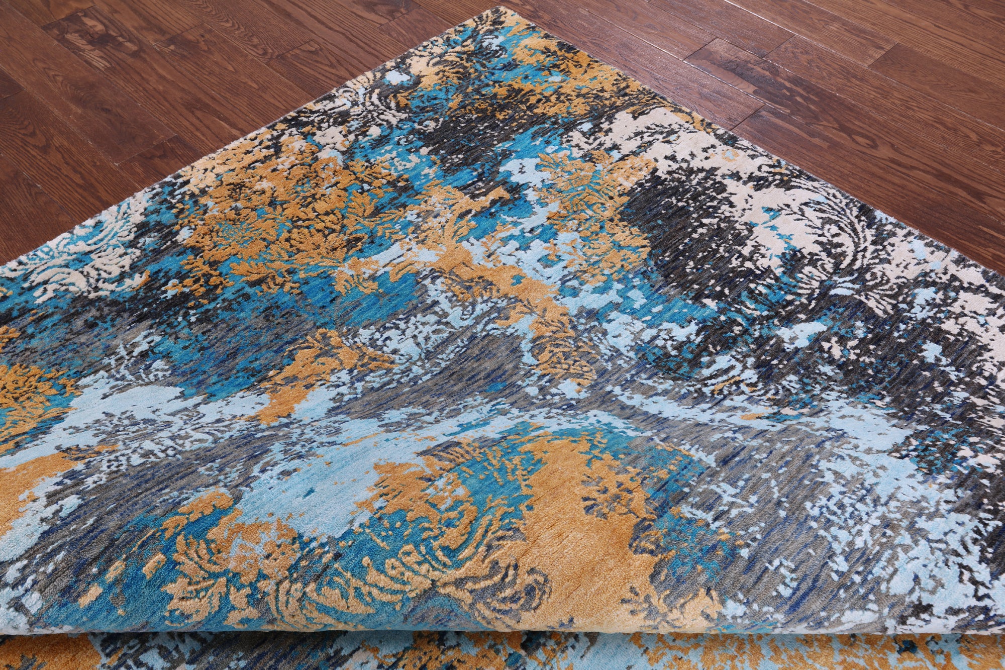Abstract Contemporary Hand Knotted Wool & Silk Rug - 7' 11" X 9' 10" - Golden Nile