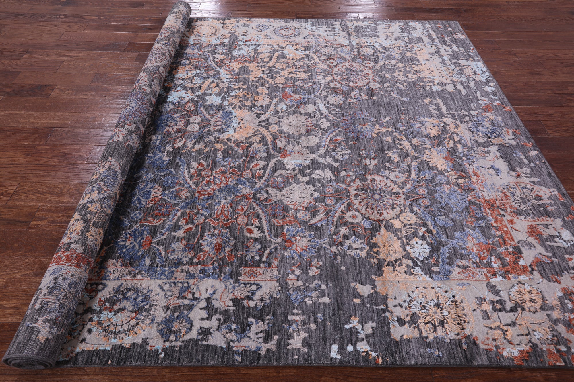 Persian Hand Knotted Wool & Silk Rug - 7' 11" X 10' 0" - Golden Nile