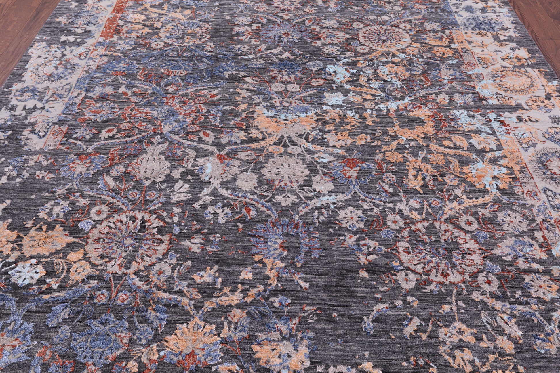 Persian Hand Knotted Wool & Silk Rug - 7' 11" X 10' 0" - Golden Nile