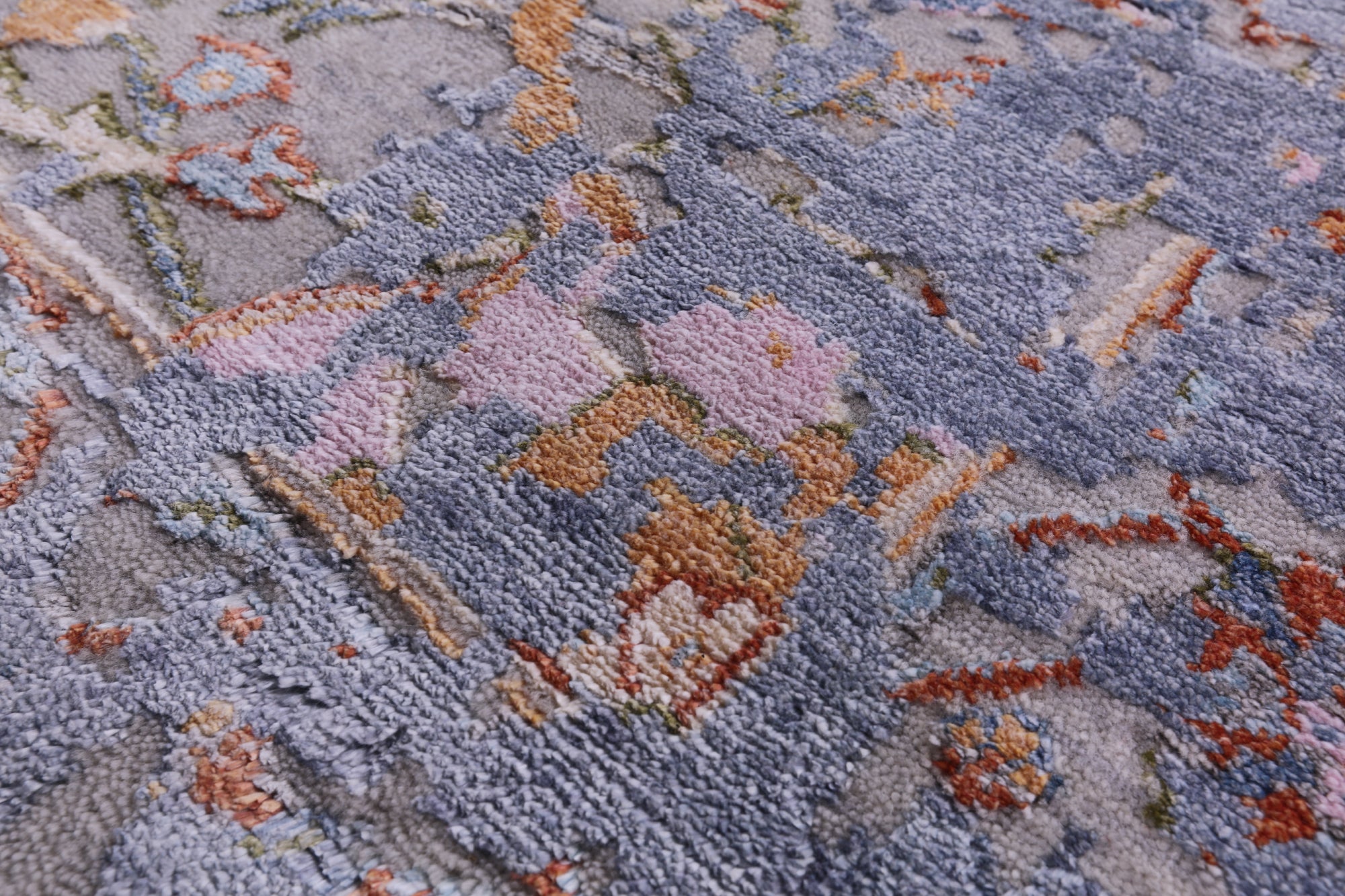 Persian Sickle Leaf Hand Knotted Wool & Silk Rug - 7' 11" X 10' 2" - Golden Nile