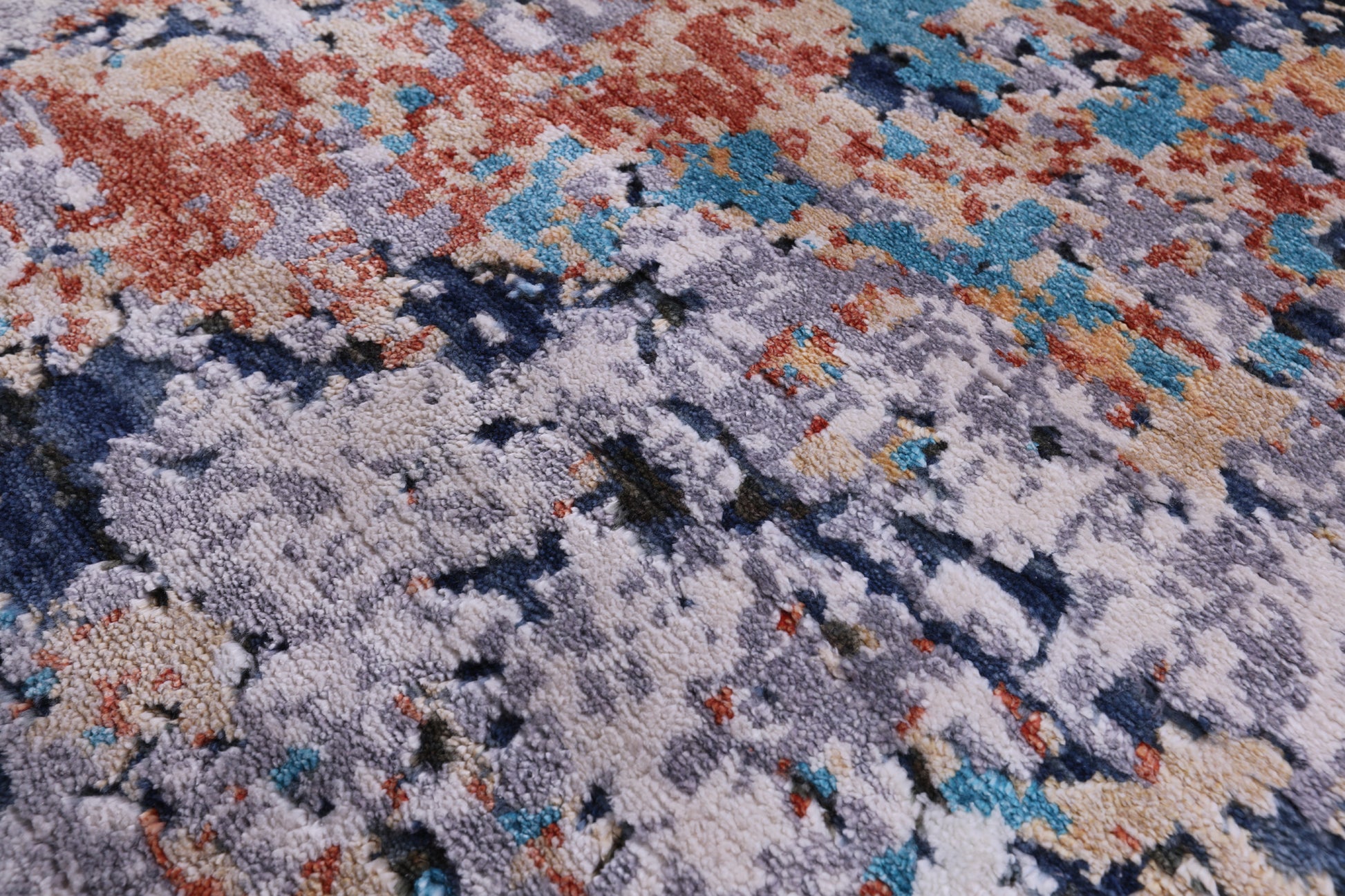Modern Hand Knotted Wool & Silk Rug - 8' 1" X 9' 8" - Golden Nile