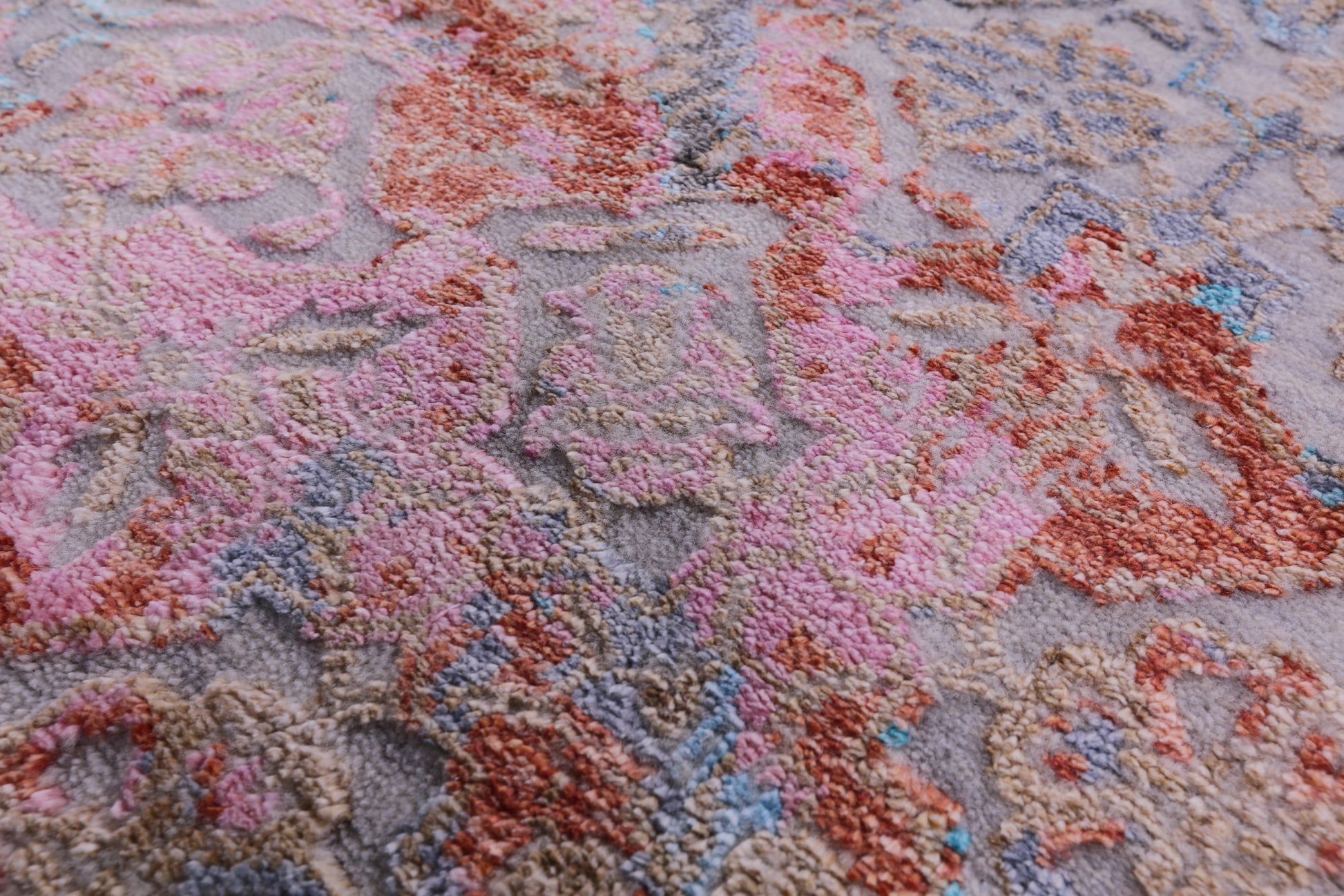 Persian Hand Knotted Wool & Silk Rug - 9' 0" X 12' 1" - Golden Nile