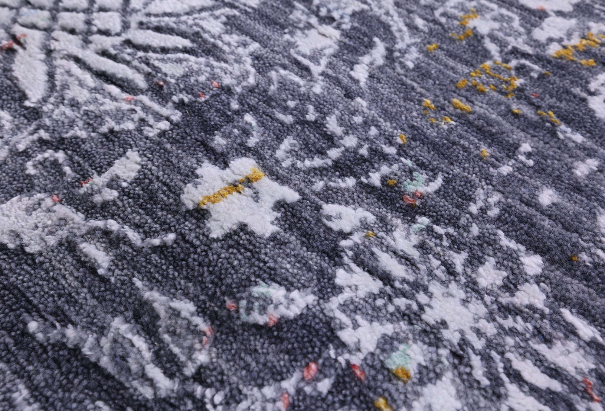 Modern Hand Knotted Wool & Silk Runner Rug - 2' 7" X 14' 0" - Golden Nile
