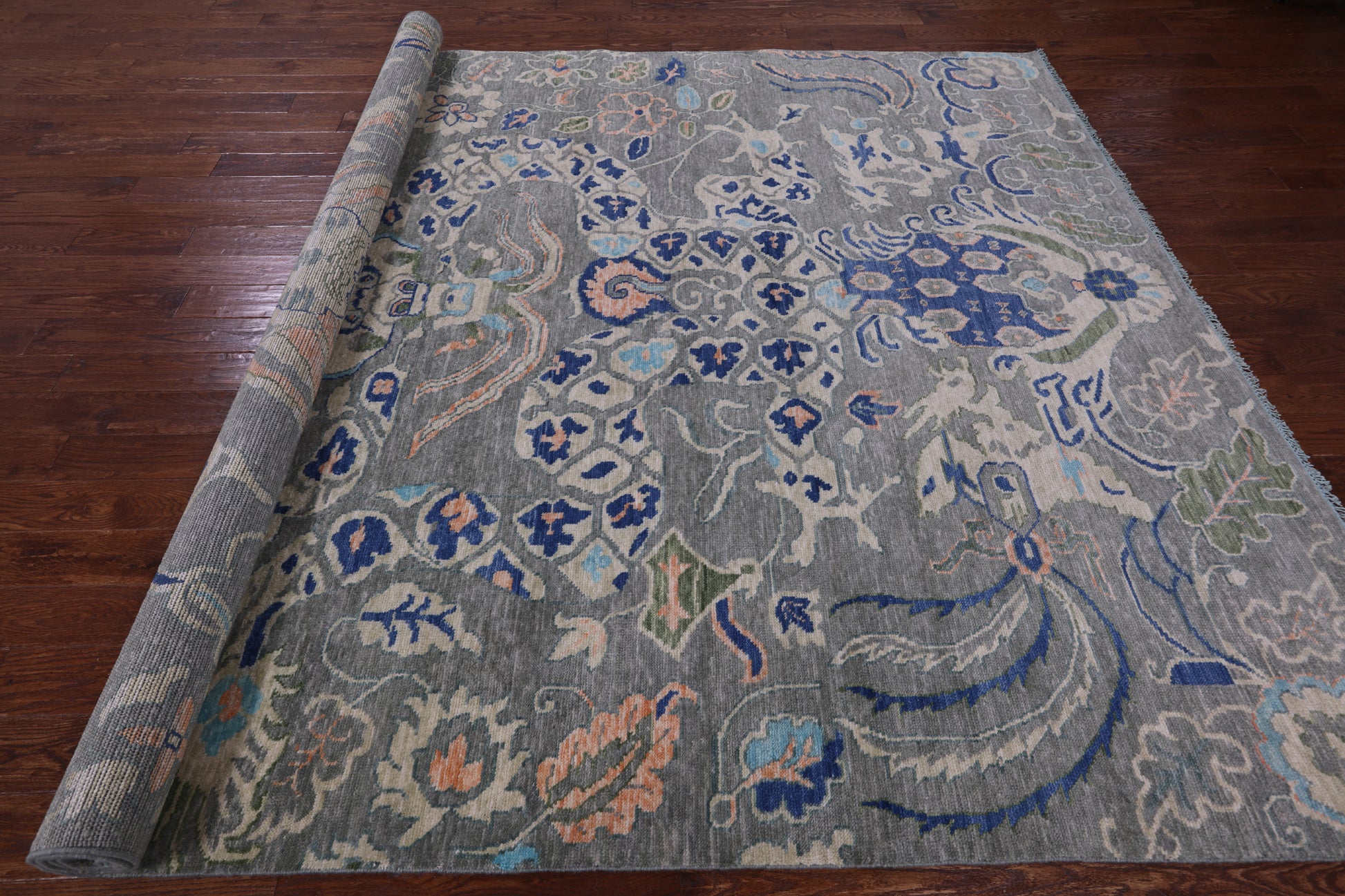 Grey Dragon Design Hand Knotted Wool Rug - 8' 11" X 11' 11" - Golden Nile