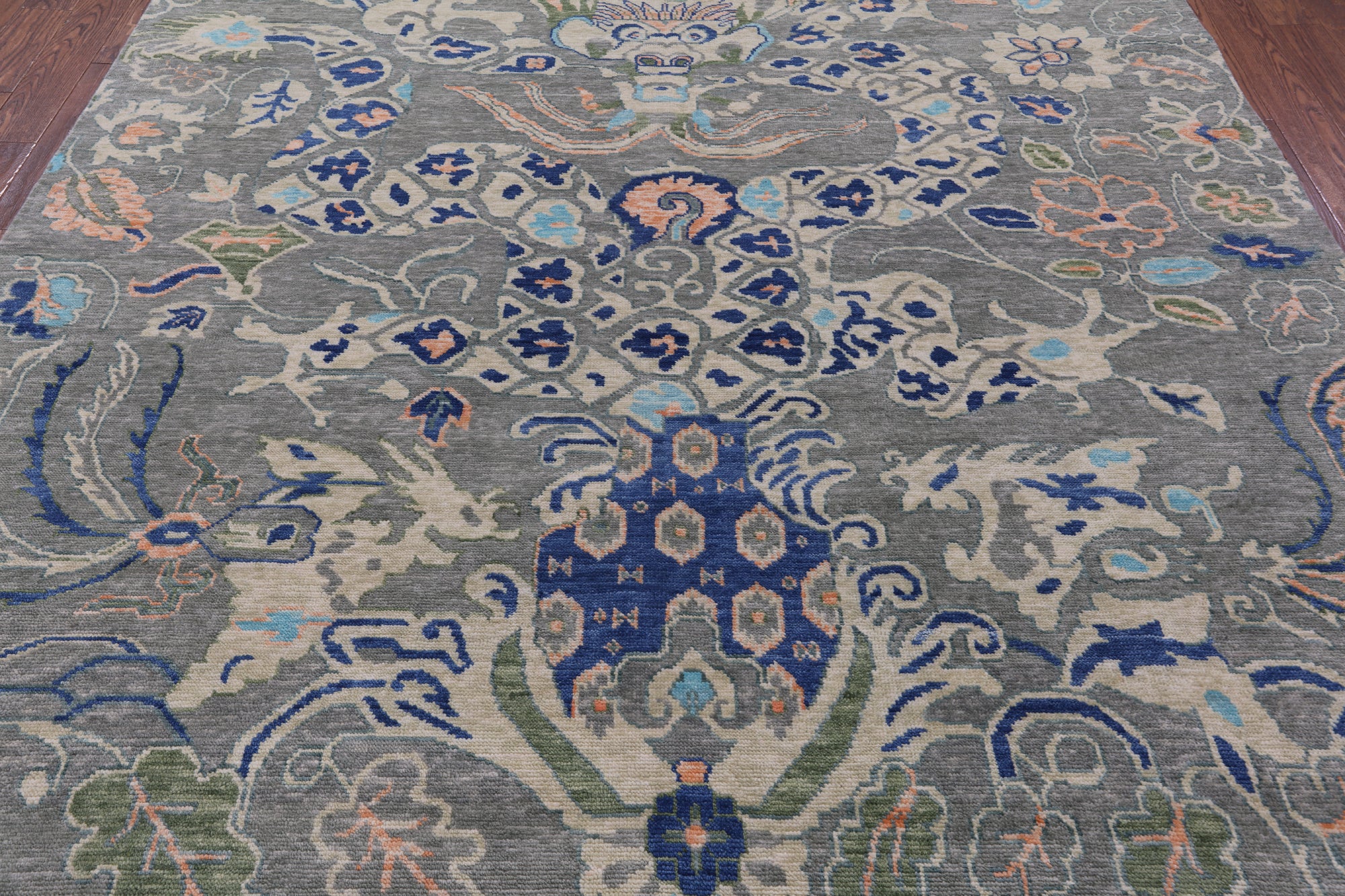 Grey Dragon Design Hand Knotted Wool Rug - 8' 11" X 11' 11" - Golden Nile