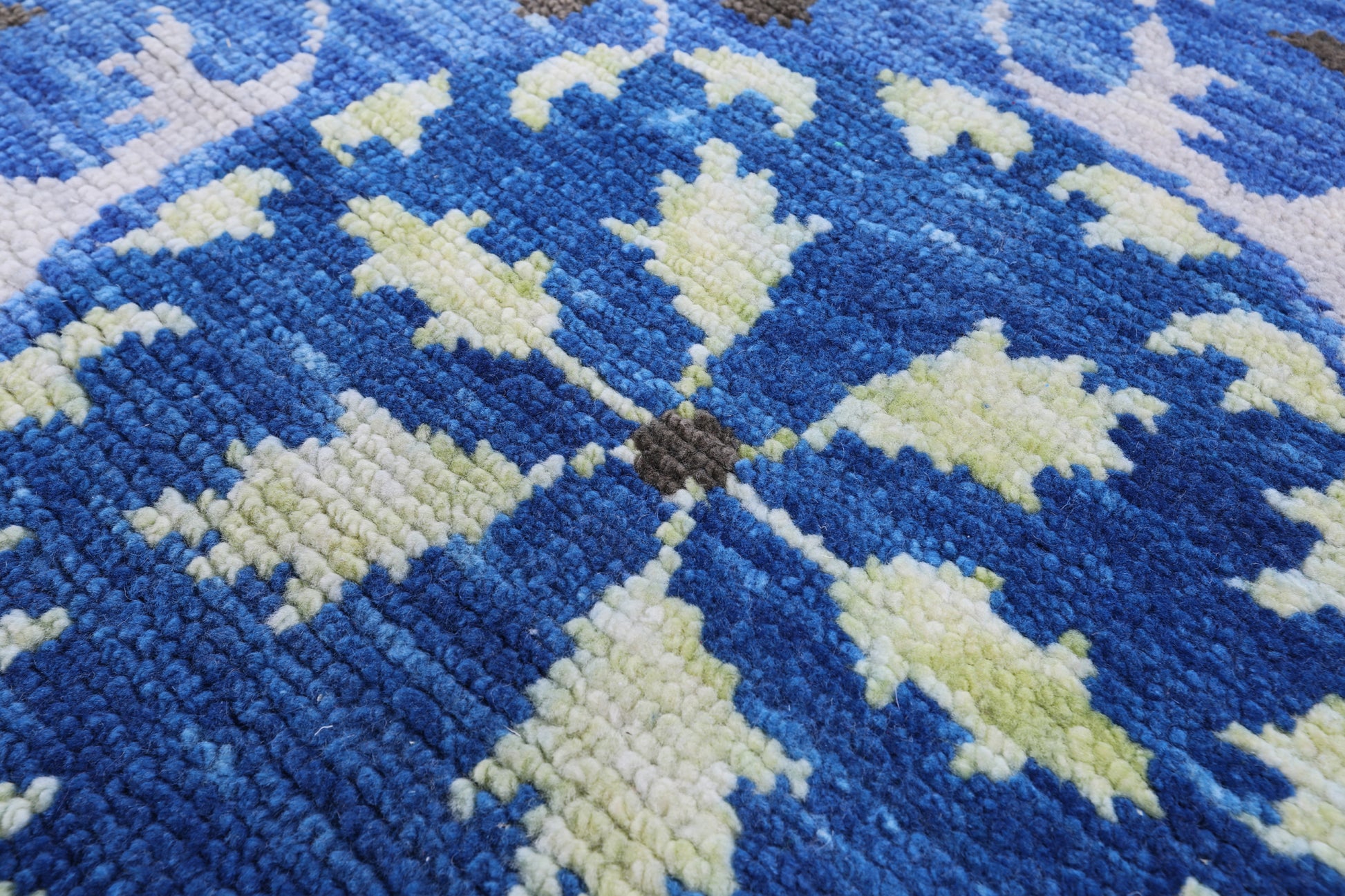 Blue William Morris Hand Knotted Wool Rug - 8' 3" X 10' 4" - Golden Nile