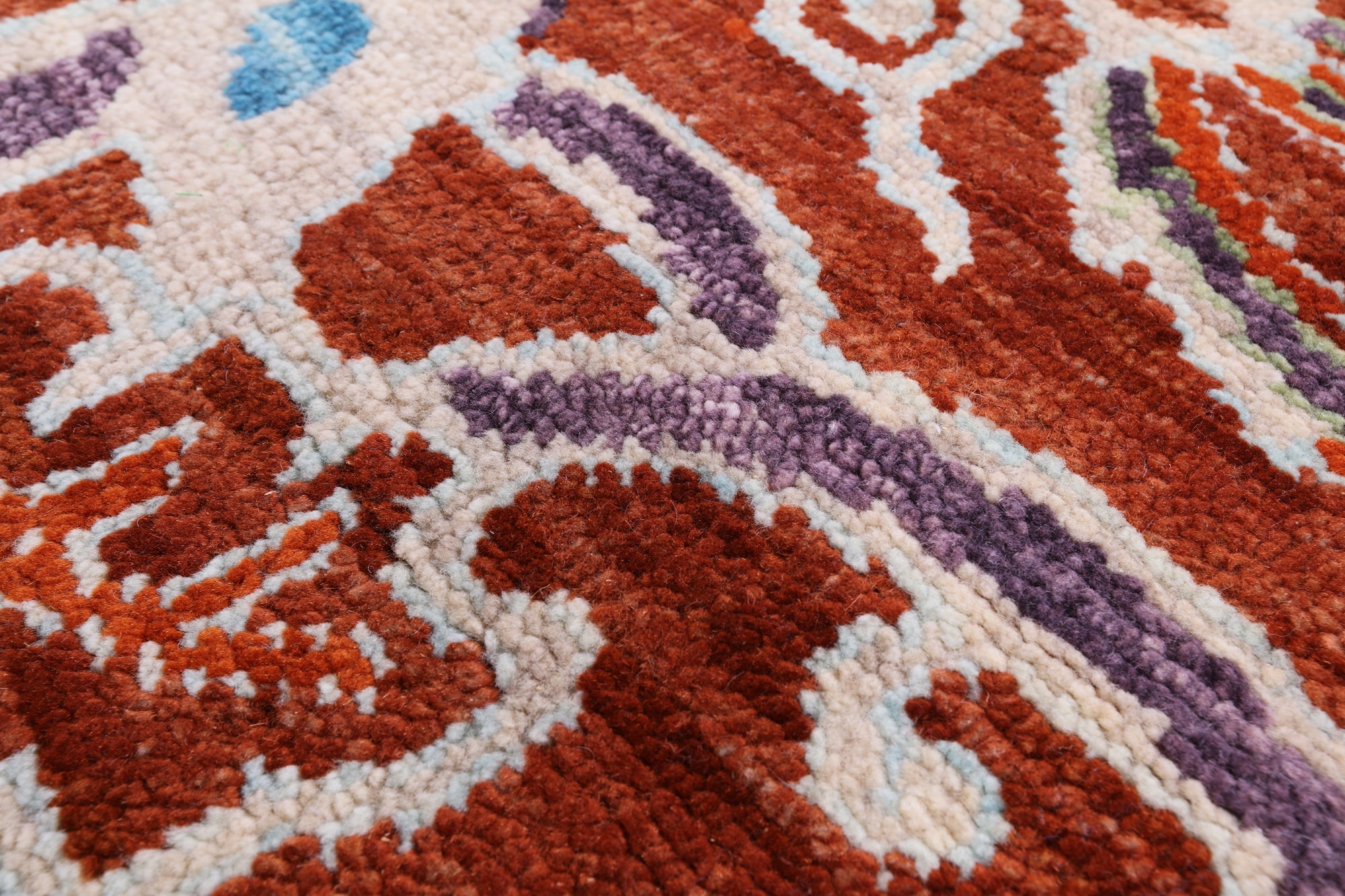 Dragon Design Hand Knotted Wool Rug - 8' 2" X 10' 3" - Golden Nile