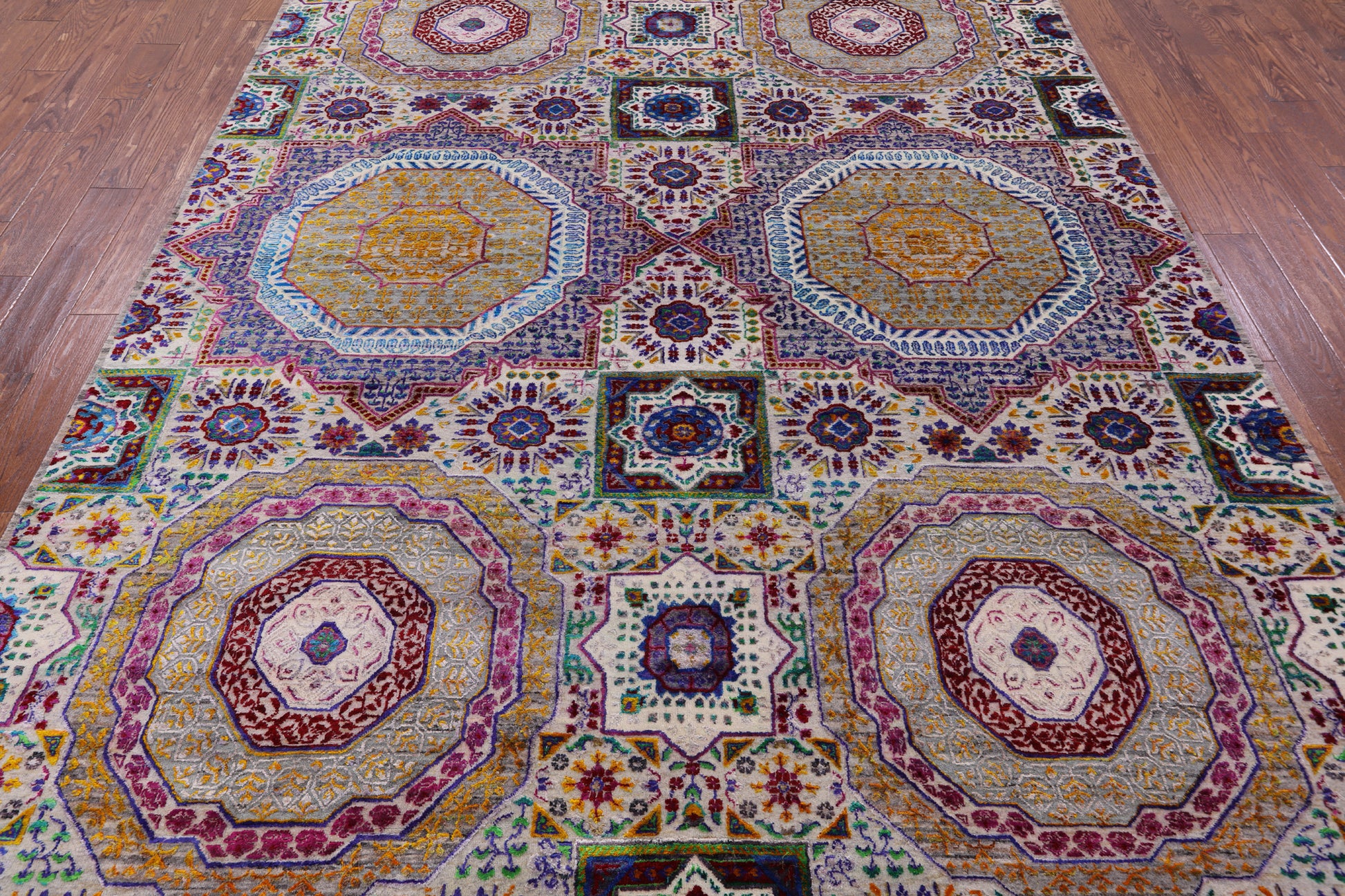Geometric Persian Mamluk Hand Knotted Wool & Silk Rug - 7' 11" X 9' 9" - Golden Nile