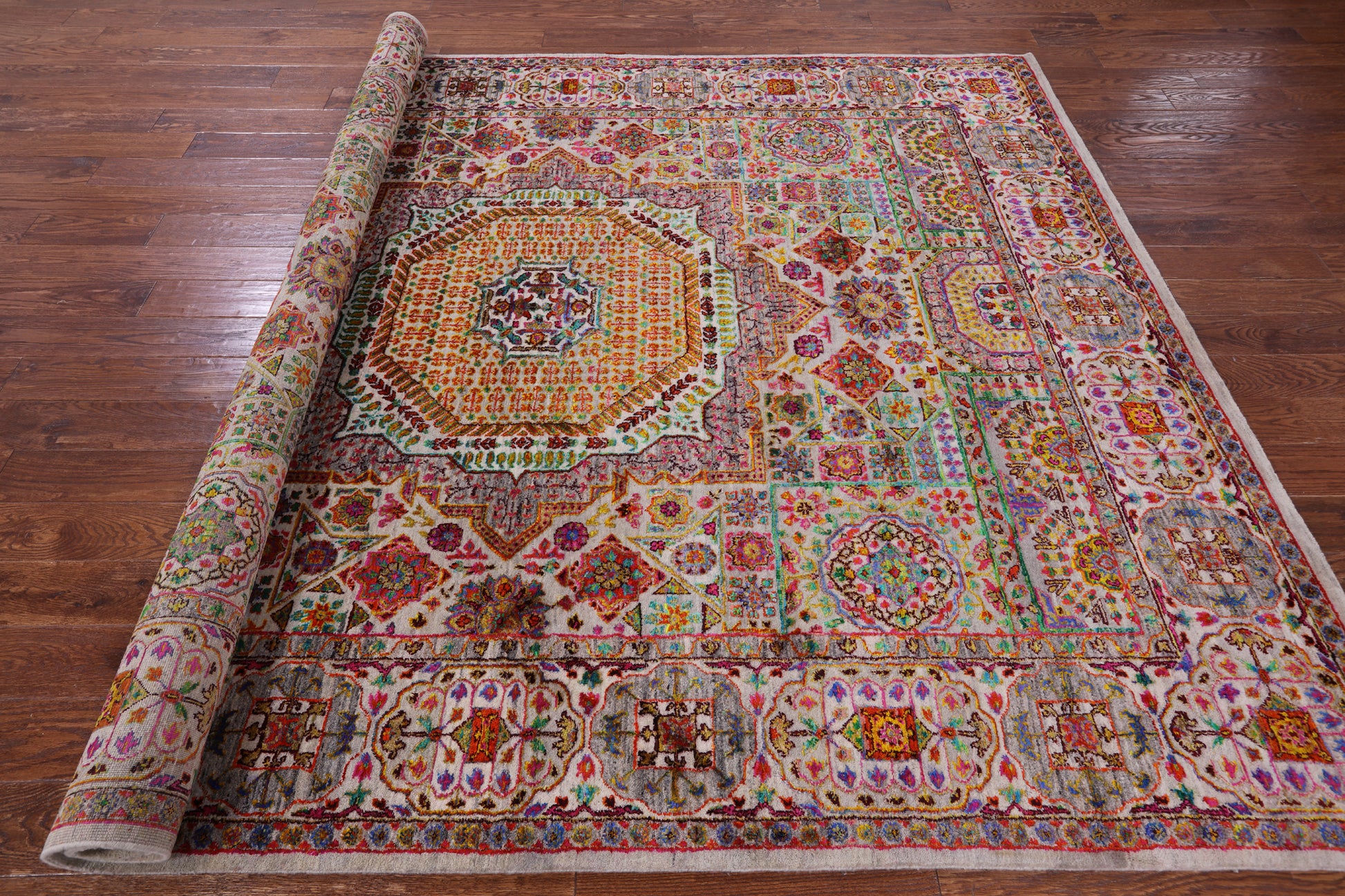 Geometric Persian Mamluk Hand Knotted Wool & Silk Rug - 7' 9" X 9' 10" - Golden Nile