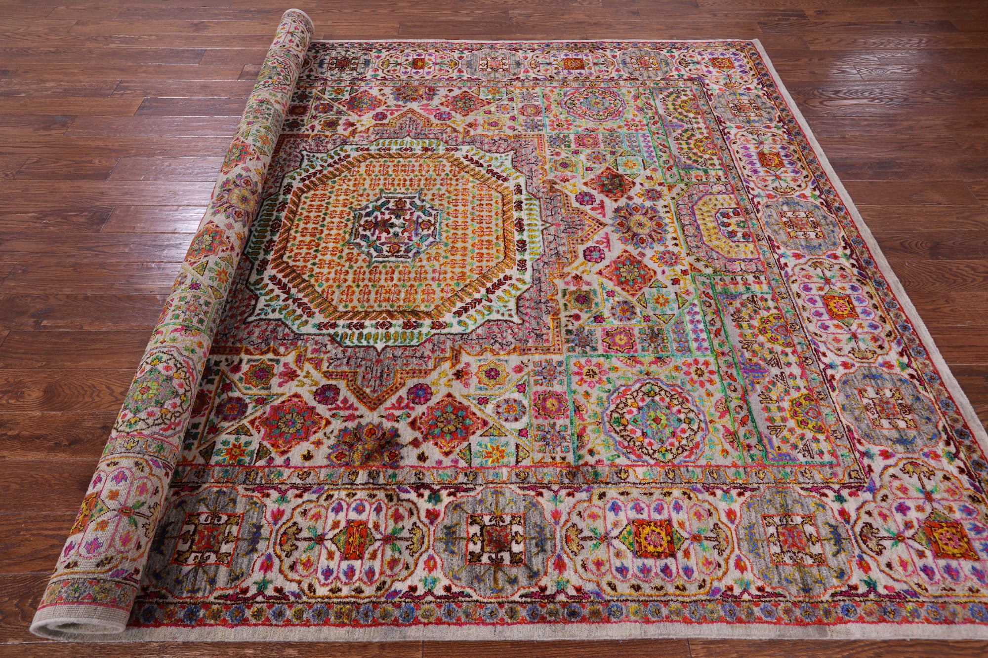 Geometric Persian Mamluk Hand Knotted Wool & Silk Rug - 7' 9" X 9' 10" - Golden Nile