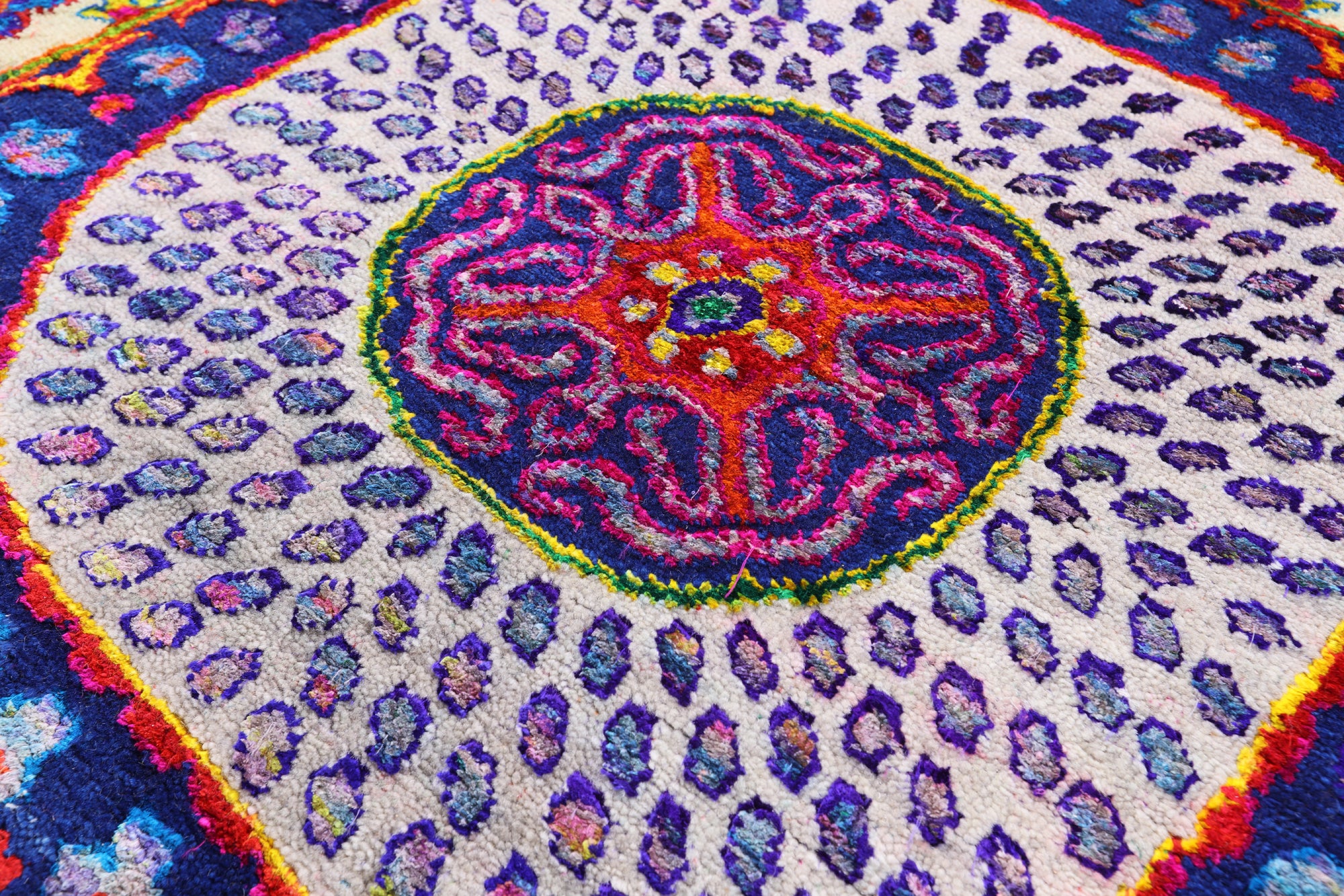 Geometric Persian Mamluk Hand Knotted Wool & Silk Rug - 8' 10" X 12' 1" - Golden Nile