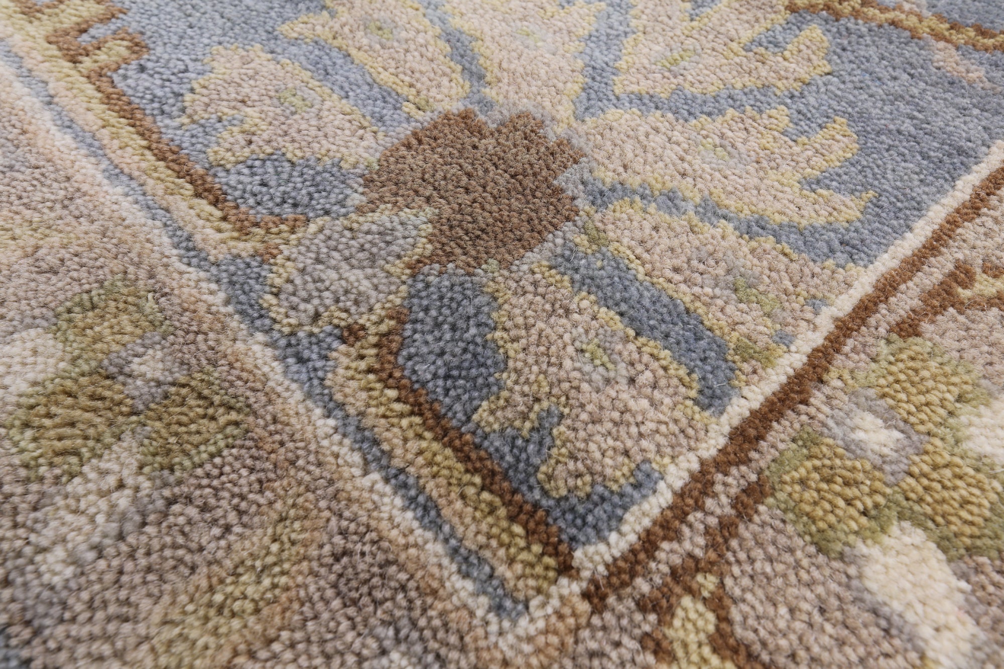Ivory Turkish Oushak Hand Knotted Wool Area Rug - 9' 2" X 11' 10" - Golden Nile