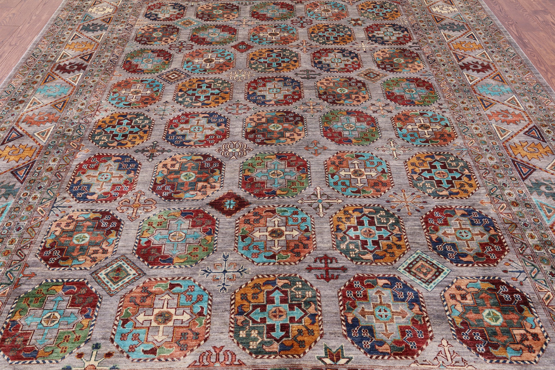 Turkmen Ersari Hand Knotted Wool Rug - 8' 9" X 11' 11" - Golden Nile