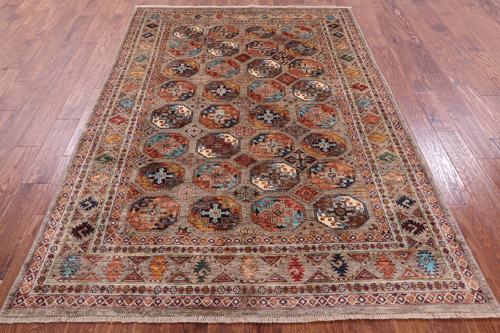 Turkmen Ersari Hand Knotted Wool Rug - 5' 8" X 8' 0" - Golden Nile
