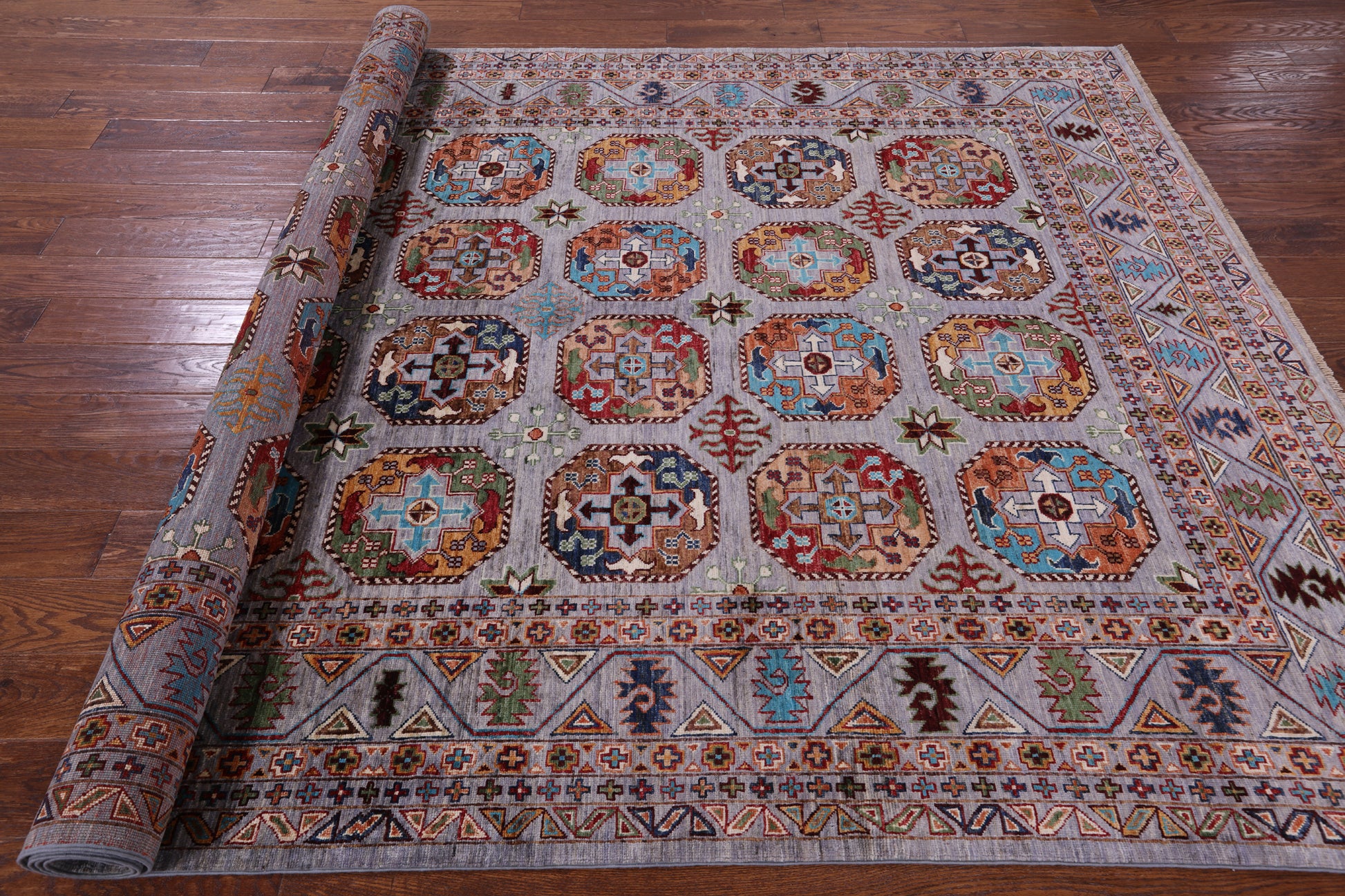 Turkmen Ersari Hand Knotted Wool Rug - 6' 9" X 10' 6" - Golden Nile