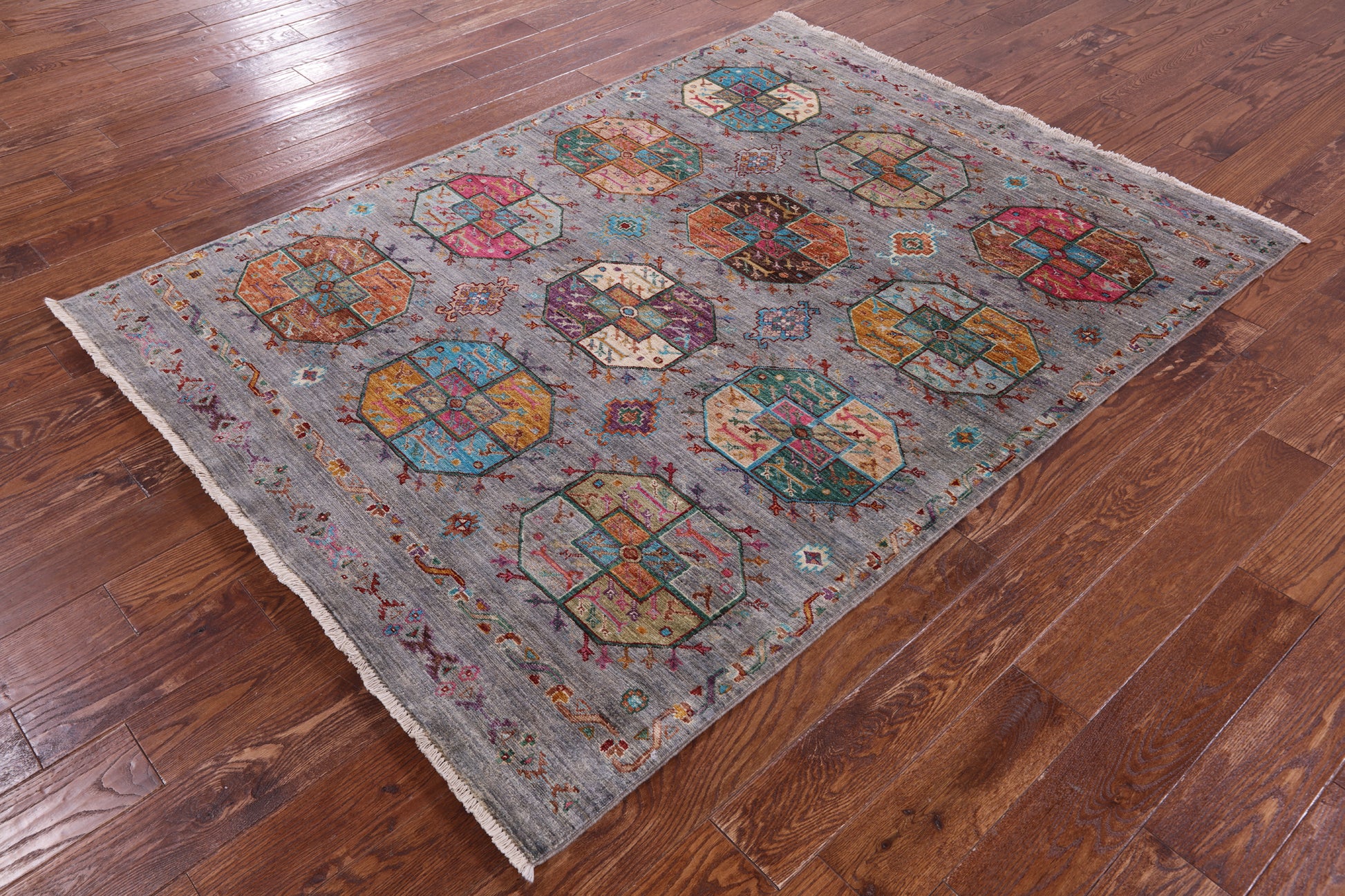 Turkmen Ersari Hand Knotted Wool Rug - 5' 1" X 6' 10" - Golden Nile