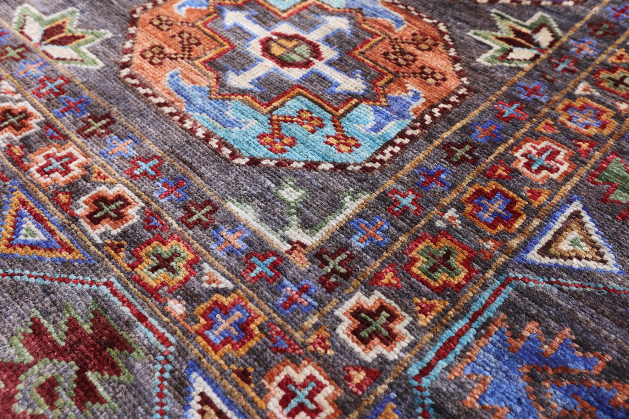 Grey Turkmen Ersari Hand Knotted Wool Rug - 5' 2" X 6' 7" - Golden Nile