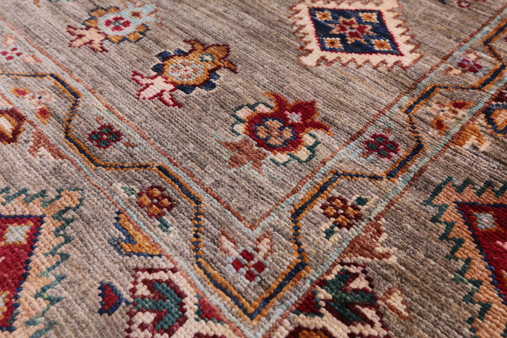 Tribal Persian Gabbeh Hand Knotted Wool Rug - 4' 10" X 6' 6" - Golden Nile