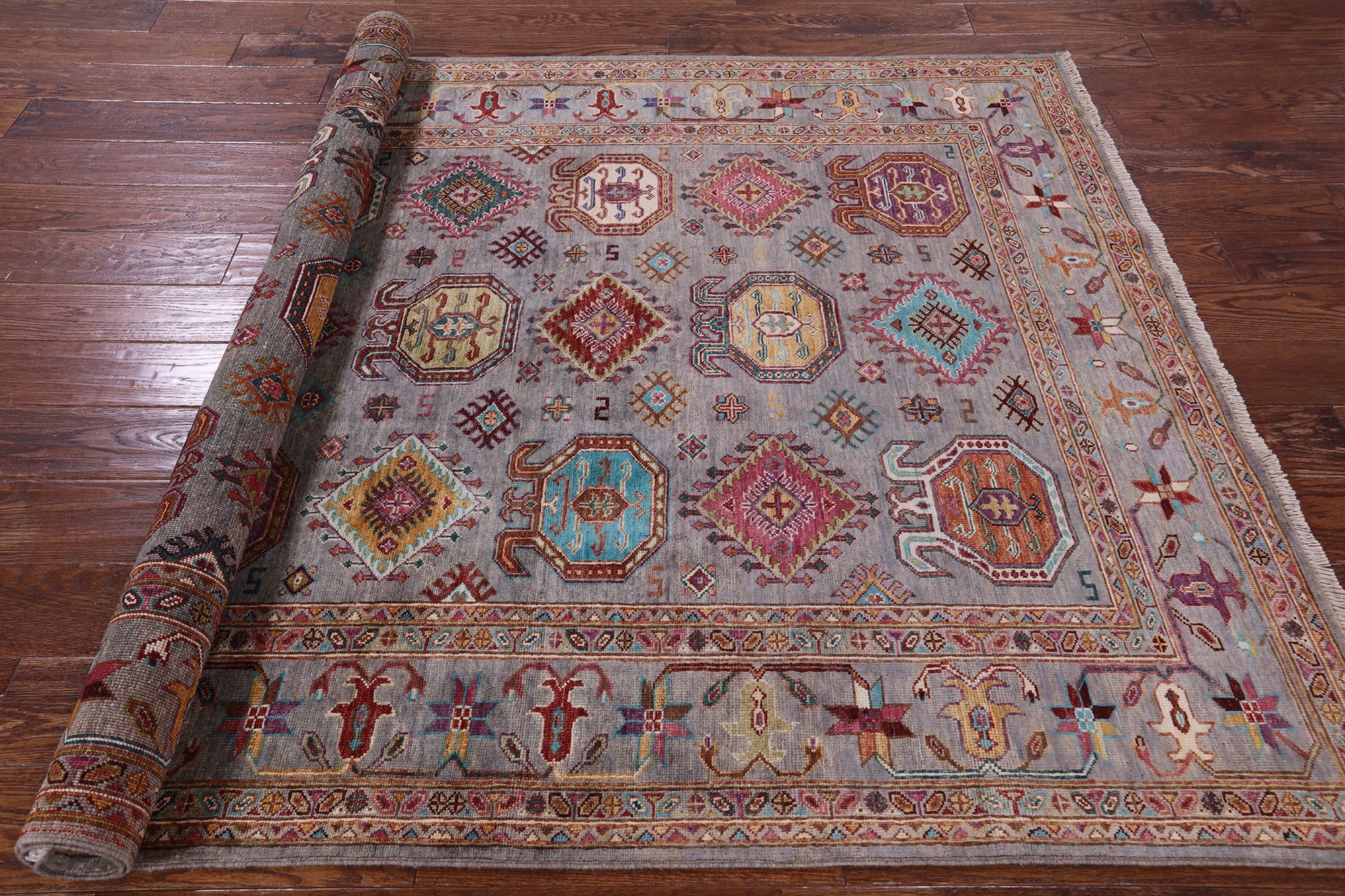 Turkmen Ersari Hand Knotted Wool Rug - 5' 0" X 6' 10" - Golden Nile