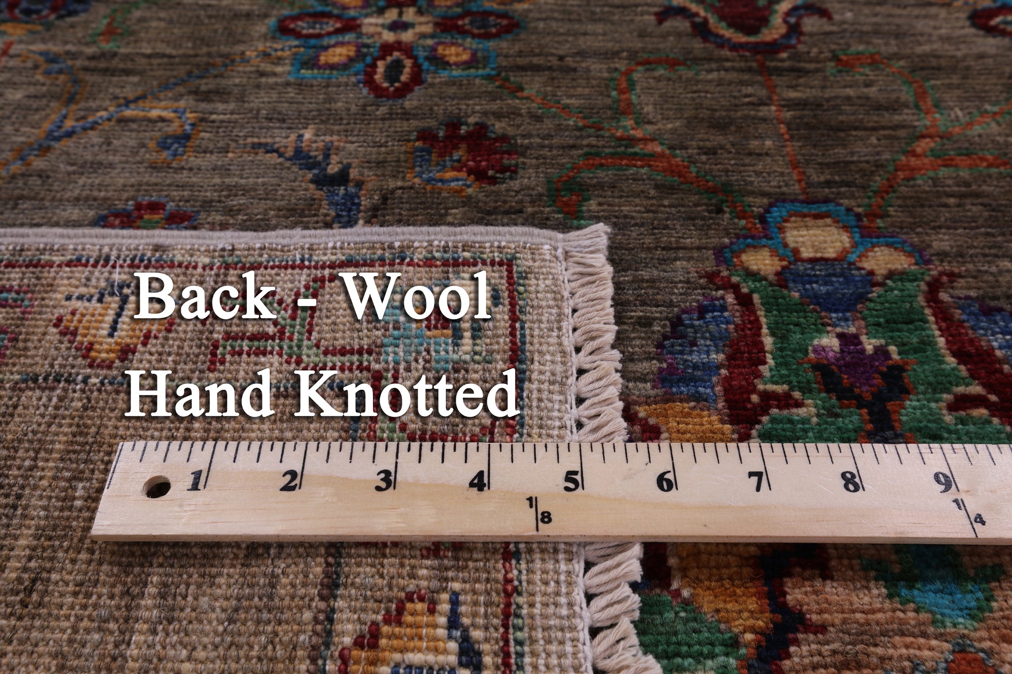 Peshawar Hand Knotted Wool Rug - 4' 0" X 6' 4" - Golden Nile