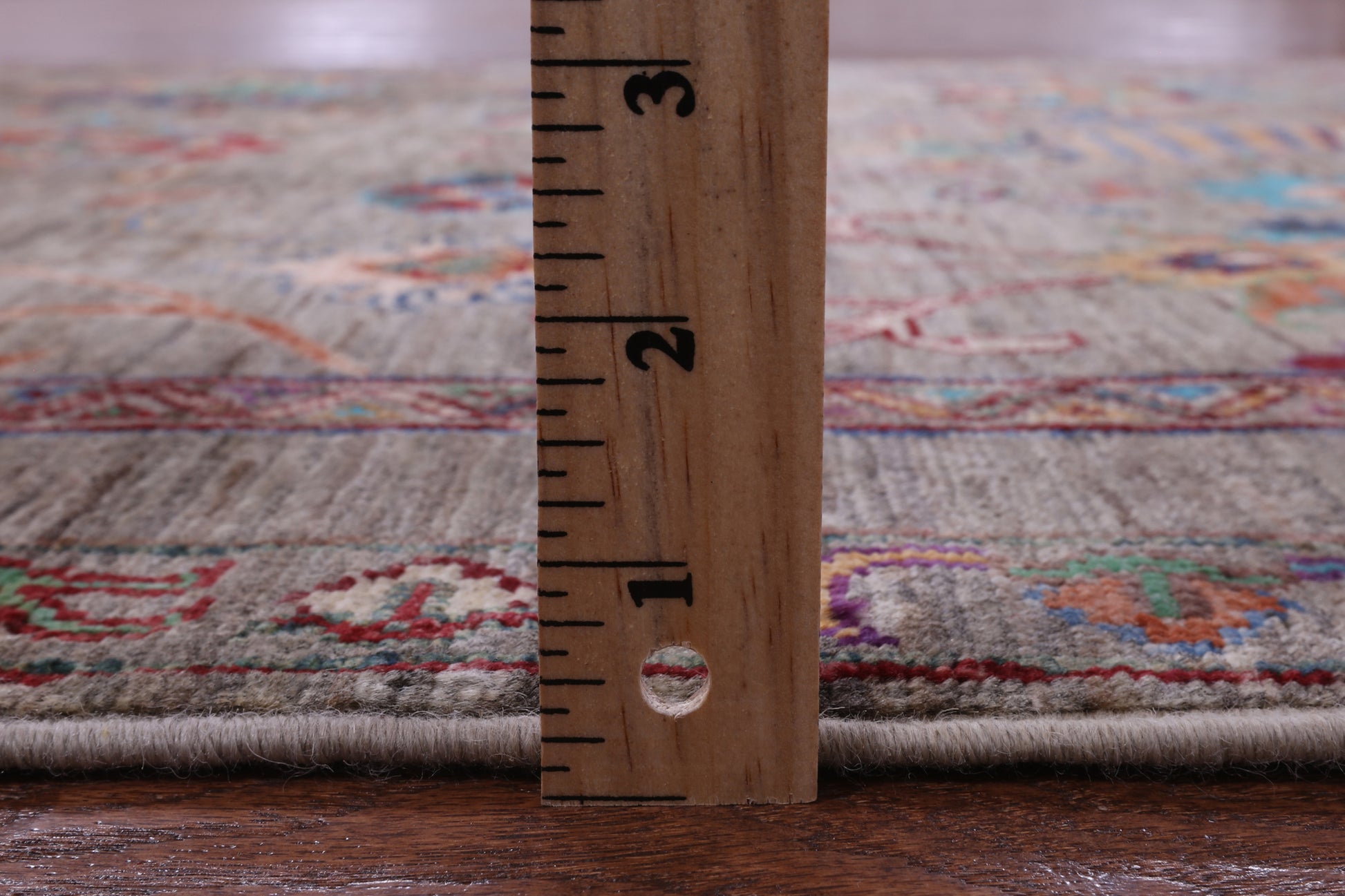 Peshawar Hand Knotted Wool Rug - 4' 0" X 6' 4" - Golden Nile