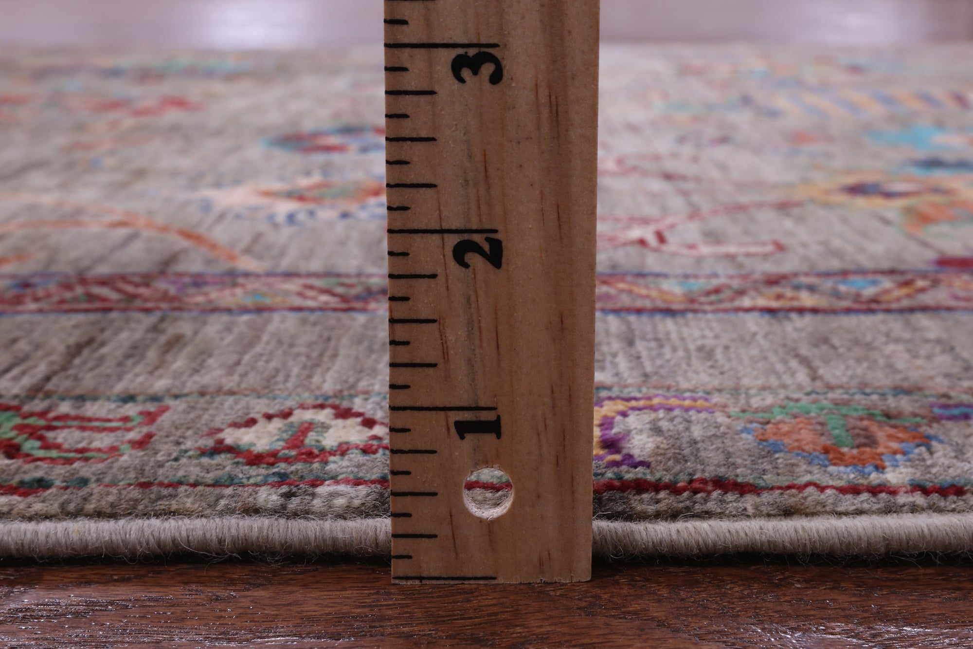 Peshawar Hand Knotted Wool Rug - 4' 0" X 6' 4" - Golden Nile