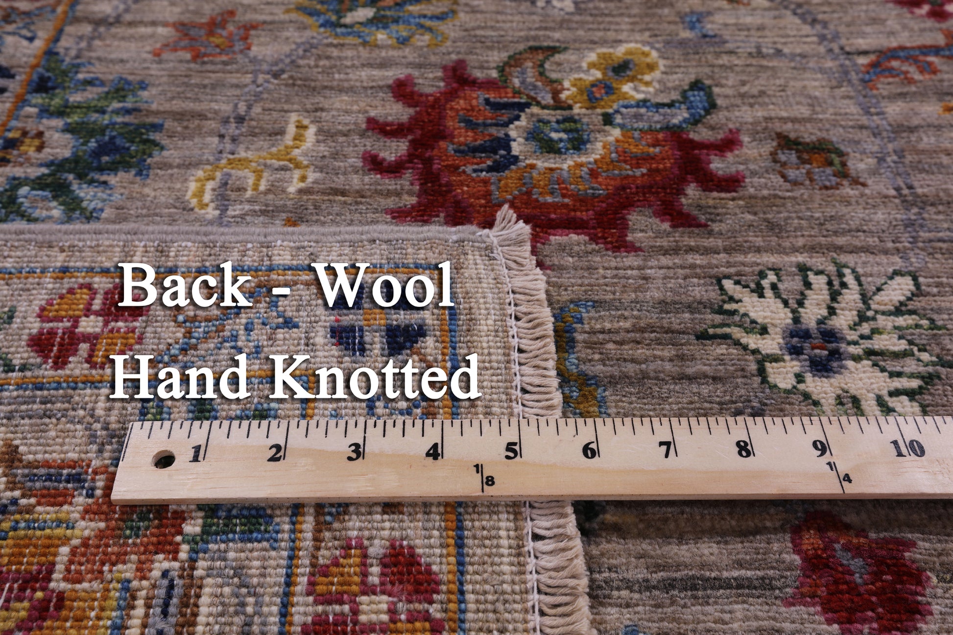 Peshawar Hand Knotted Wool Rug - 5' 5" X 7' 10" - Golden Nile
