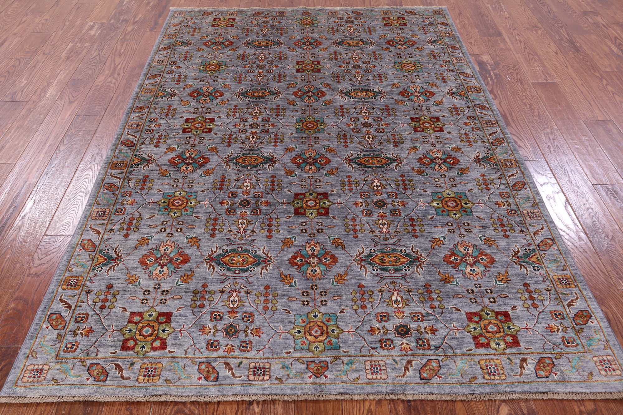 Peshawar Hand Knotted Wool Rug - 5' 7" X 7' 11" - Golden Nile