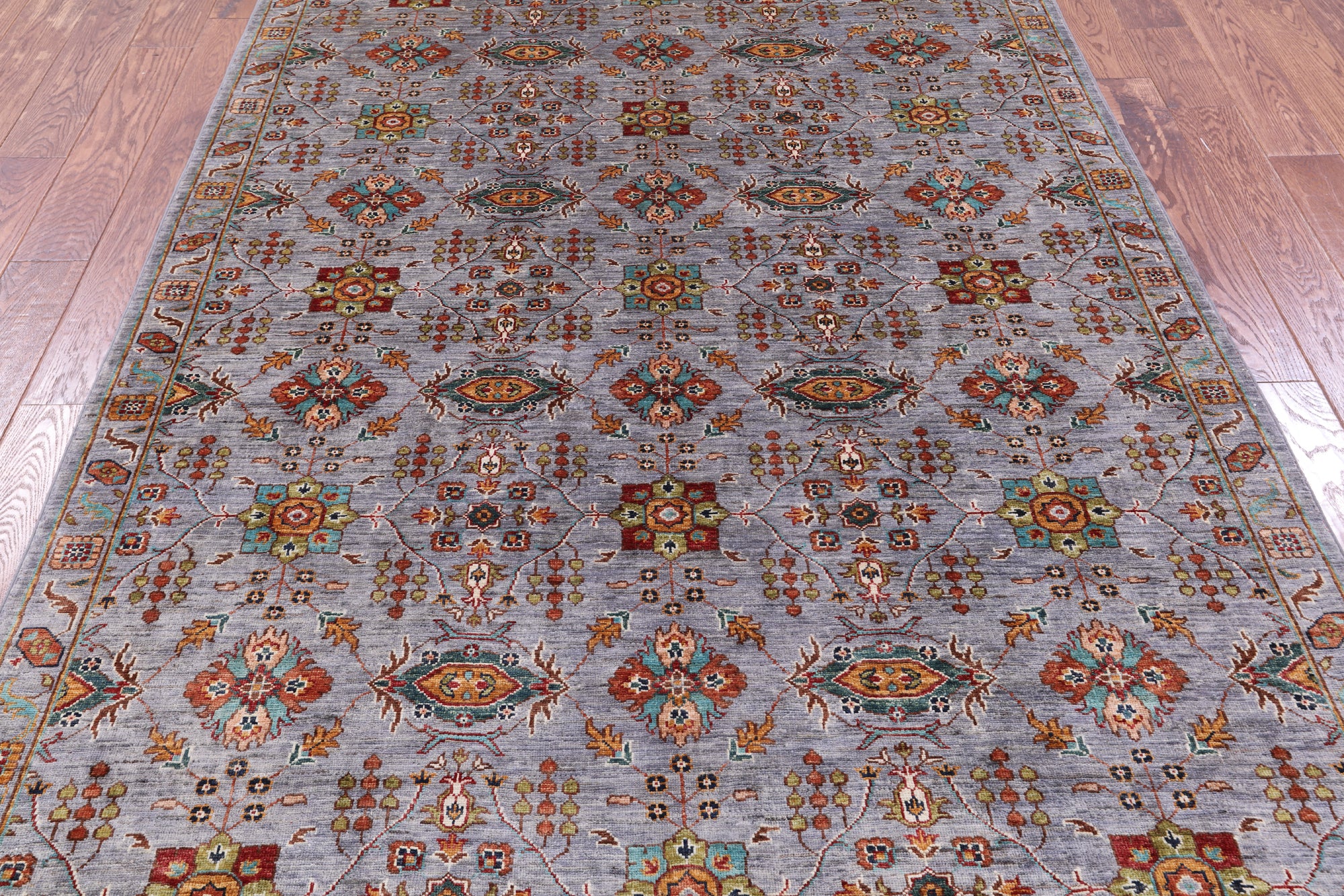 Peshawar Hand Knotted Wool Rug - 5' 7" X 7' 11" - Golden Nile