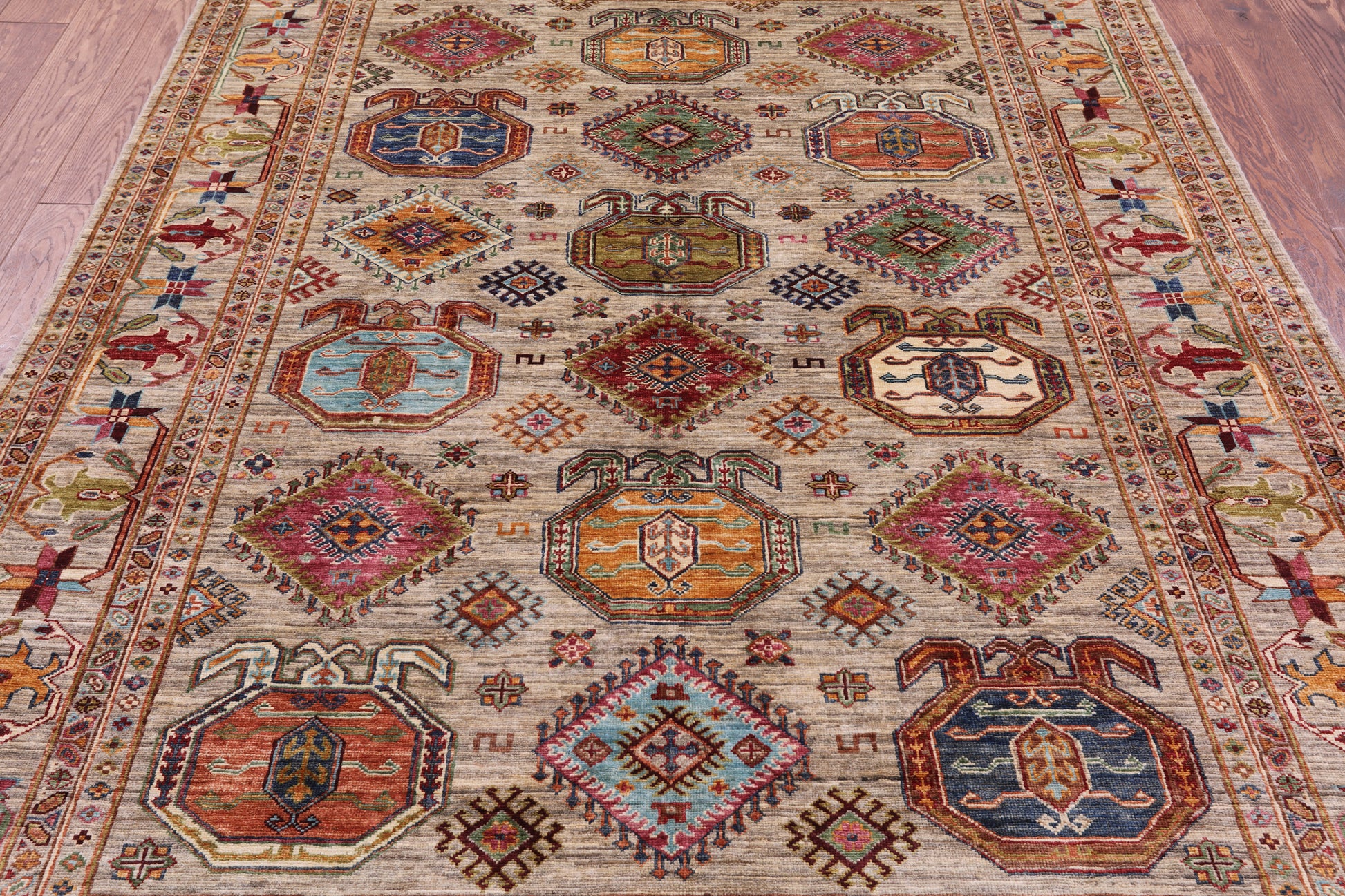 Turkmen Ersari Hand Knotted Wool Rug - 5' 8" X 7' 7" - Golden Nile