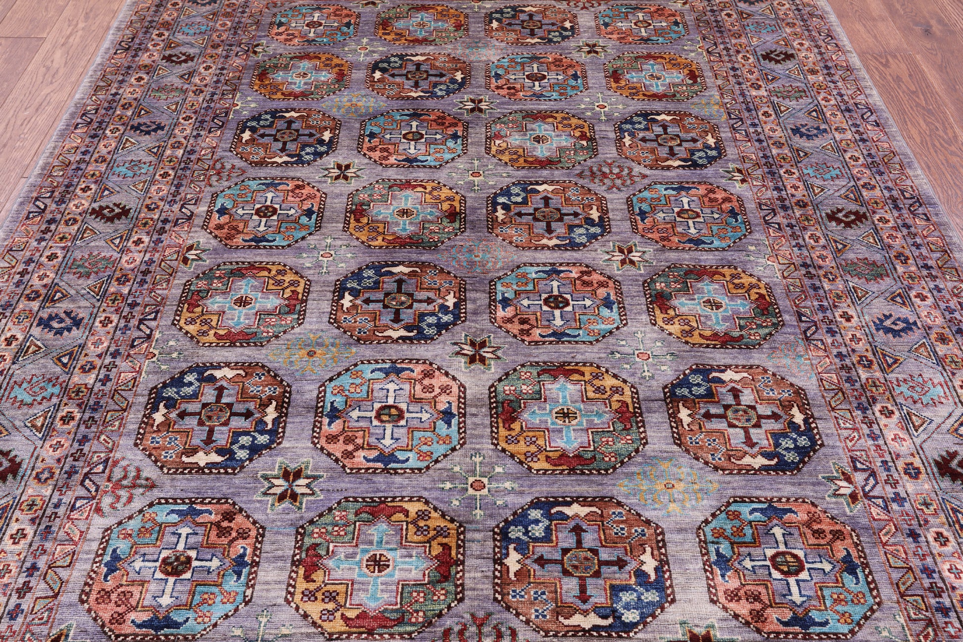 Grey Turkmen Ersari Hand Knotted Wool Rug - 5' 9" X 7' 9" - Golden Nile