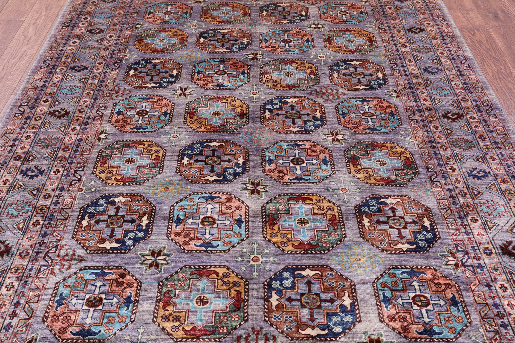 Grey Turkmen Ersari Hand Knotted Wool Rug - 5' 9" X 7' 9" - Golden Nile