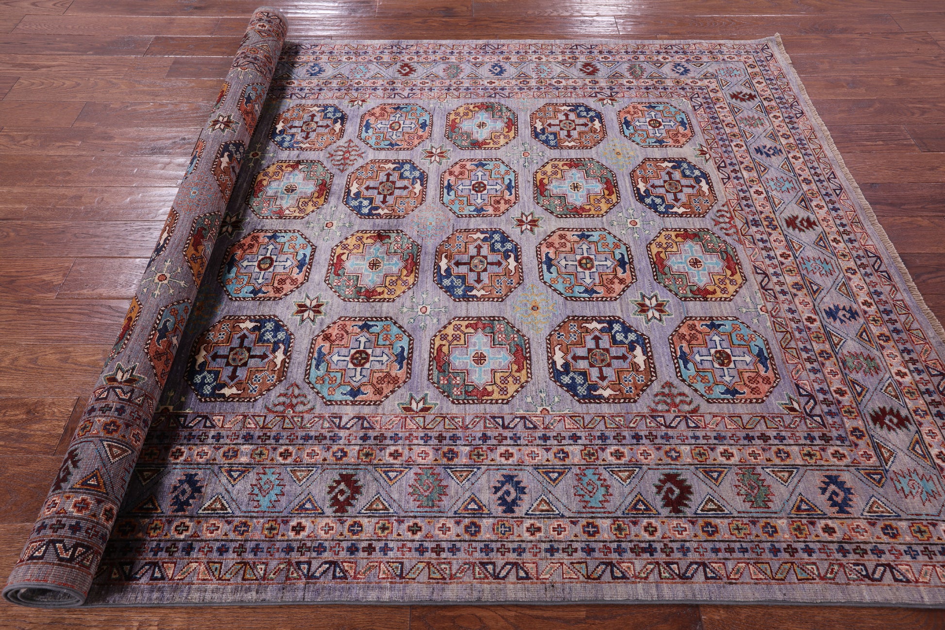 Grey Turkmen Ersari Hand Knotted Wool Rug - 5' 9" X 7' 9" - Golden Nile