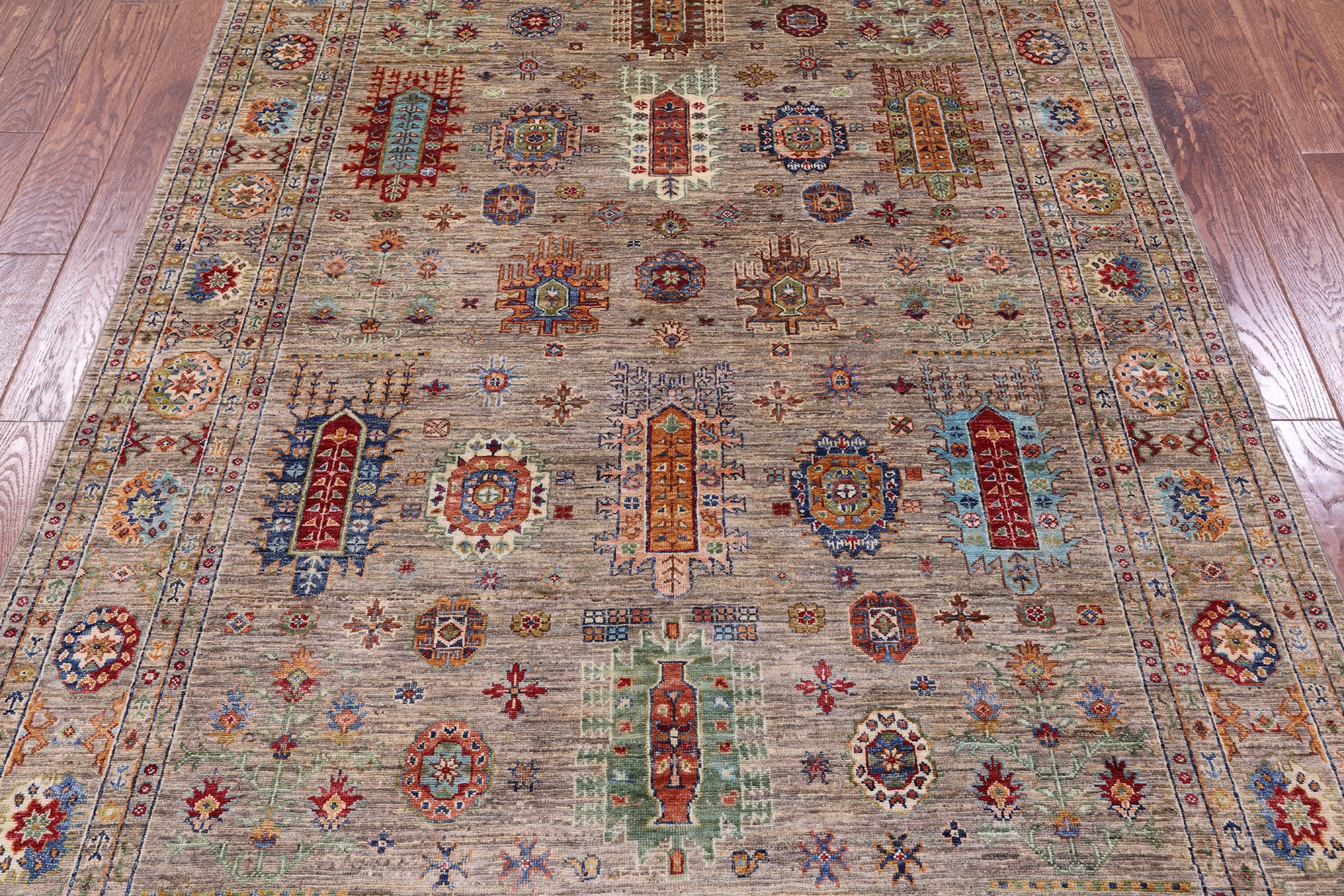 Turkmen Ersari Hand Knotted Wool Rug - 5' 7" X 7' 11" - Golden Nile