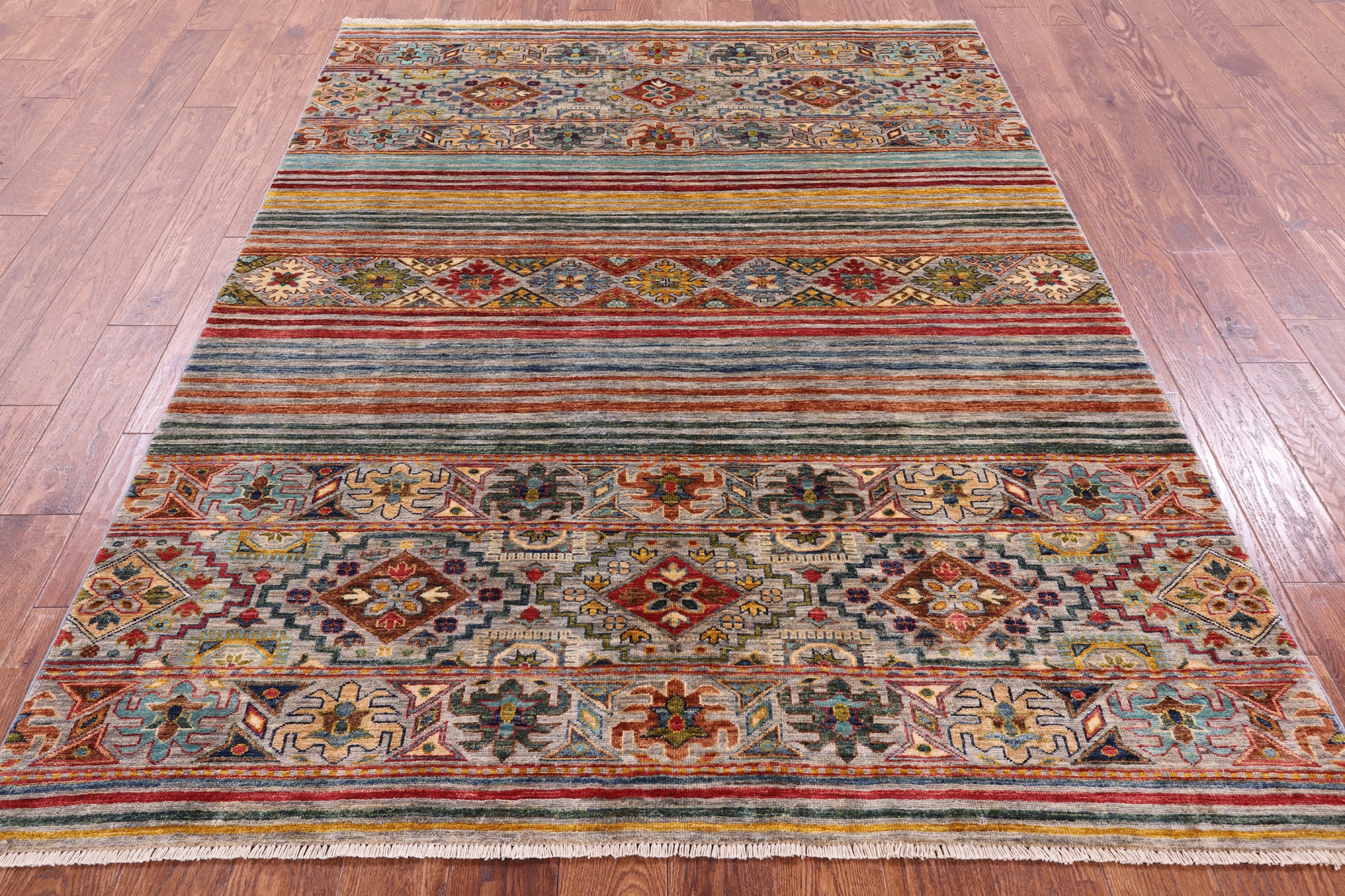 Khorjin Persian Gabbeh Hand Knotted Wool Rug - 5' 7" X 7' 5" - Golden Nile